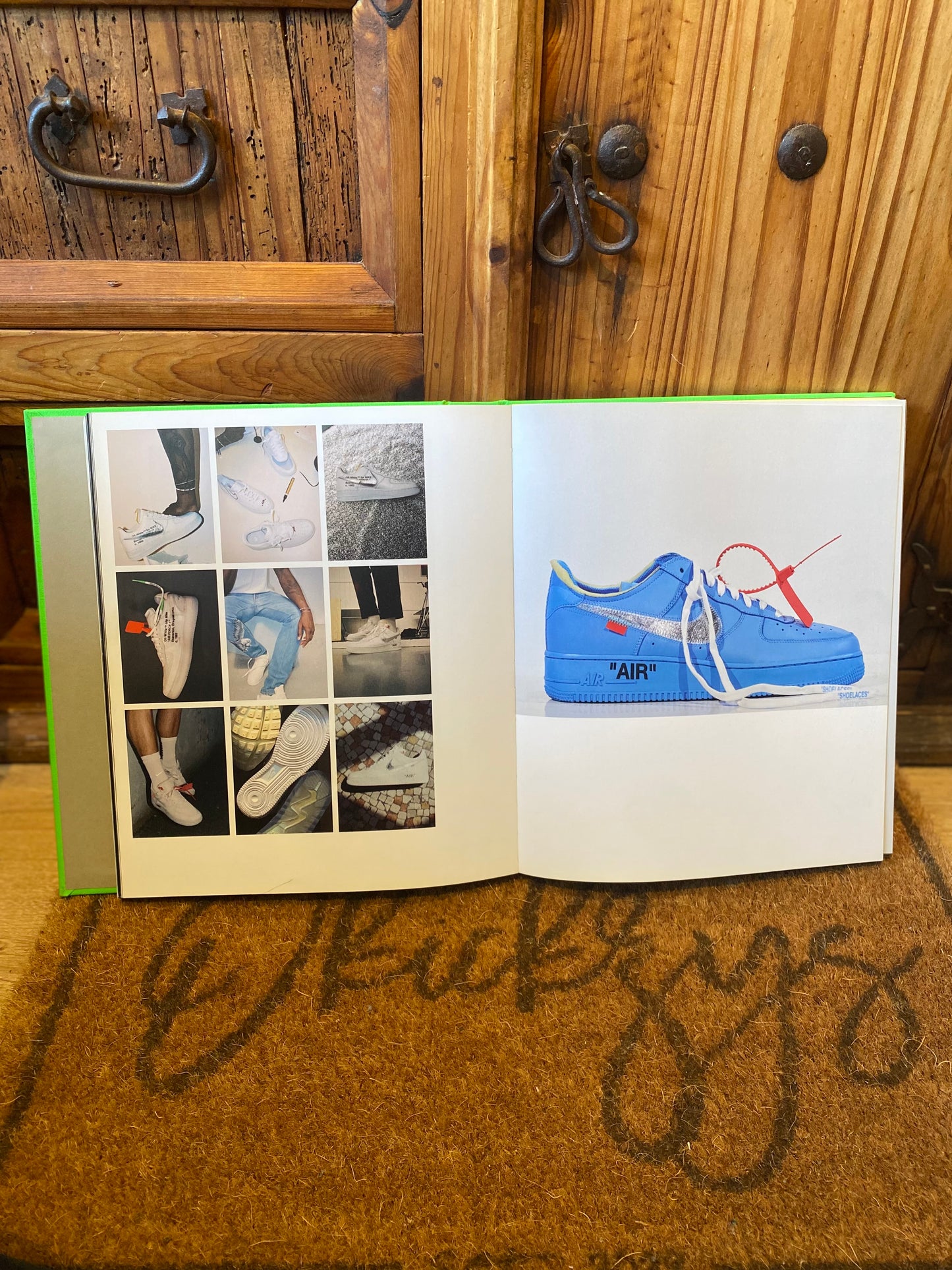 VIRGIL ABHLOH X NIKE ICONS ‘THE TEN’ SOMETHING’S OFF BOOK