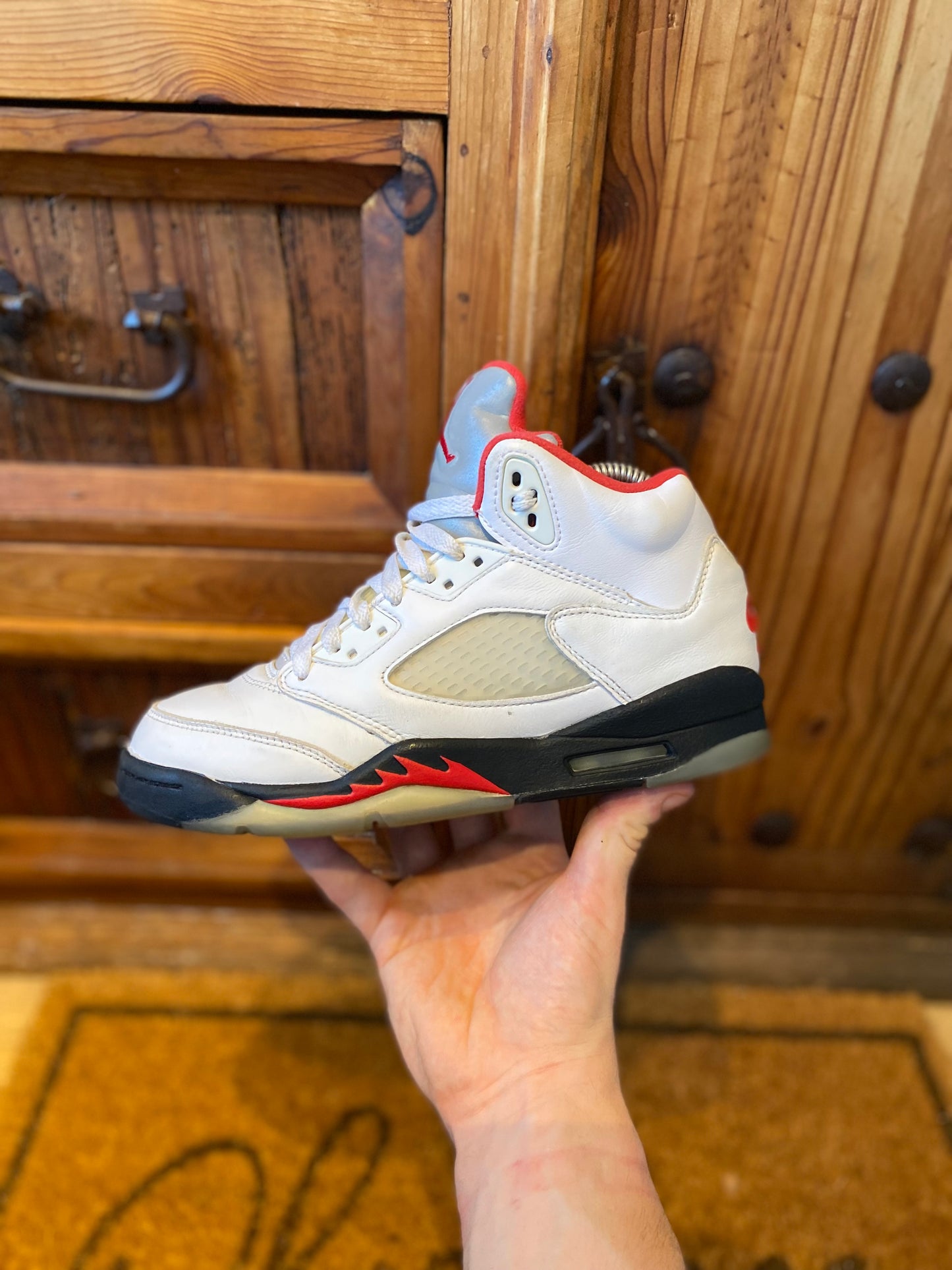 JORDAN 5 ‘FIRE RED SILVER TONGUE’ - UK 5.5