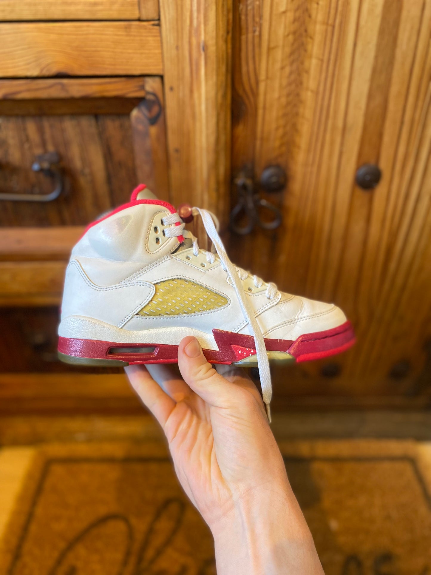 JORDAN 5 ‘WHITE SCARLET FIRE’ - UK 4