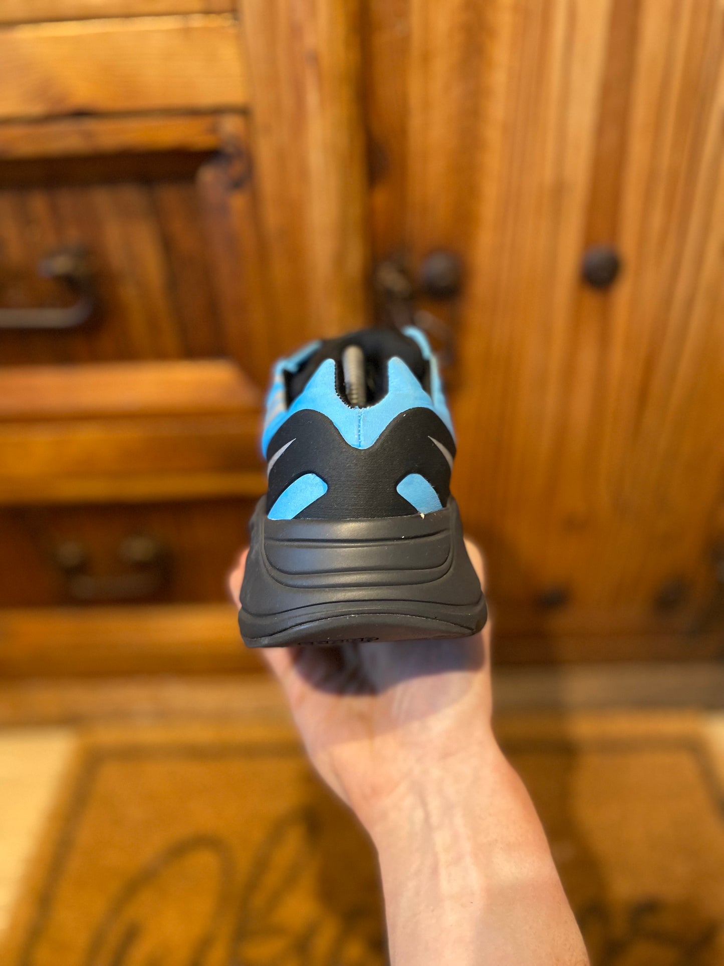YEEZY BOOST 700 MNVN ‘BRIGHT CYAN’ - UK 9.5