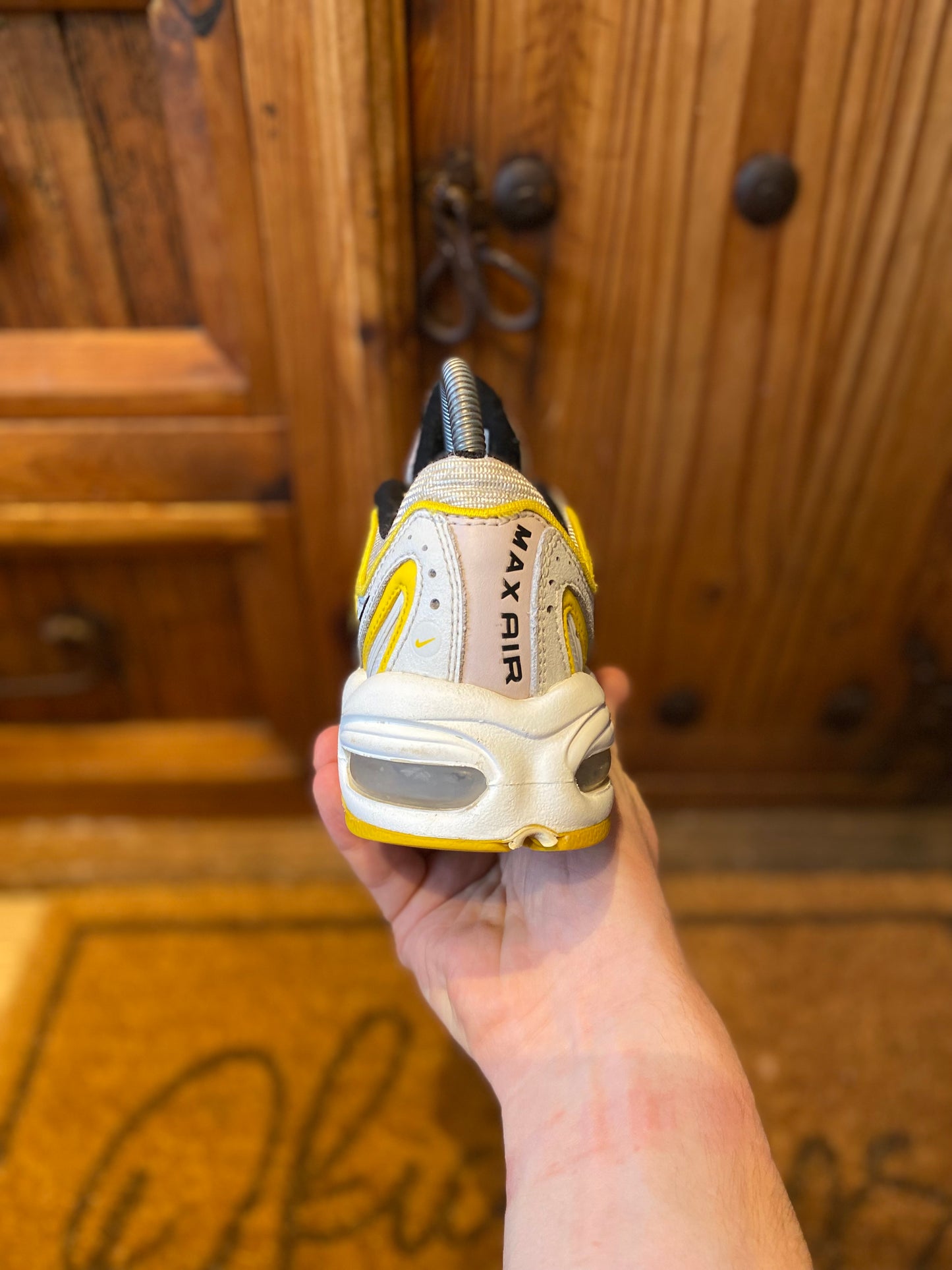 NIKE AIR MAX TAILWIND 4 ‘PLATINUM TINT YELLOW’ - UK 4.5
