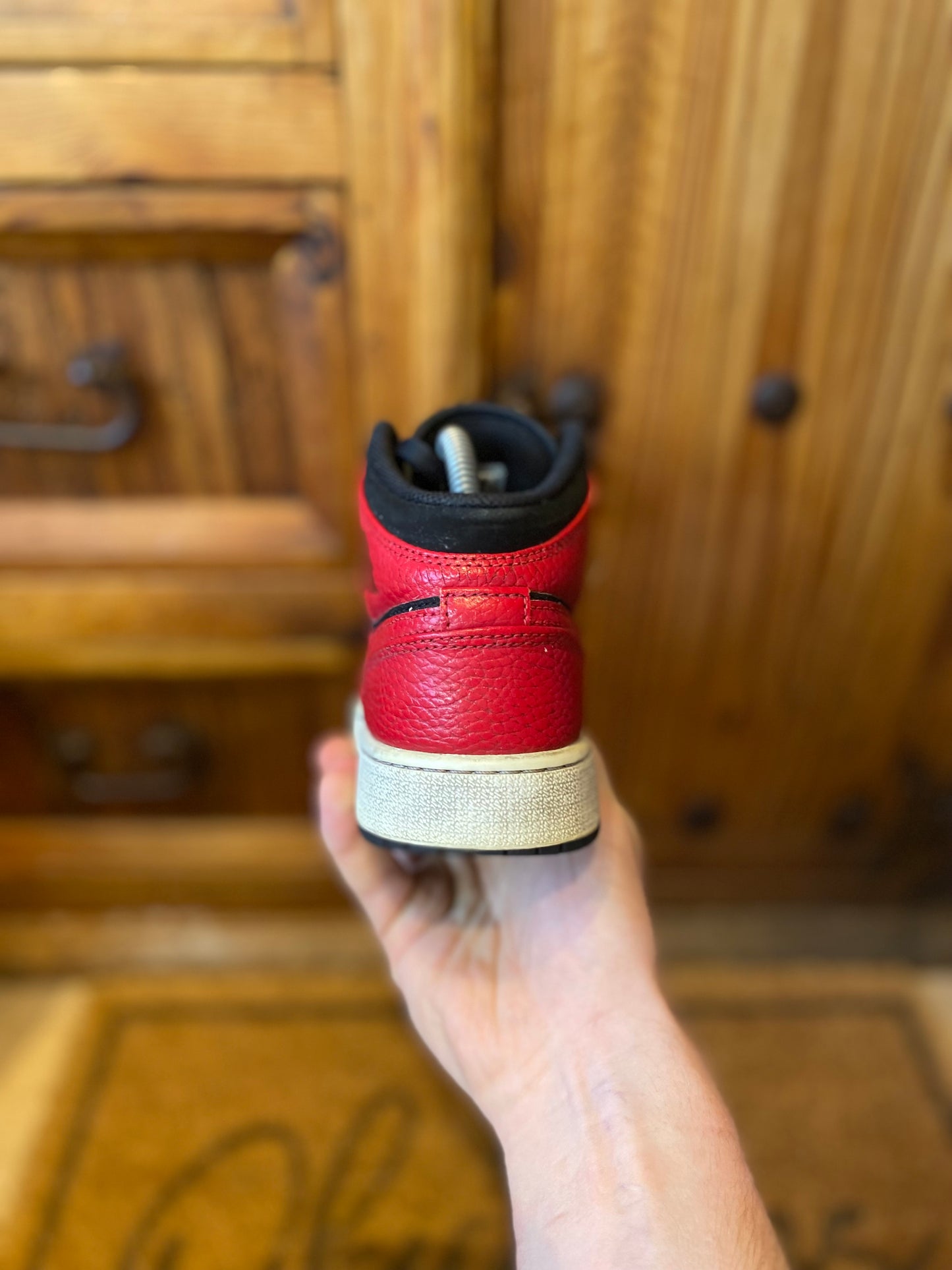 JORDAN 1 MID ‘REVERSE BRED’ - UK 4.5