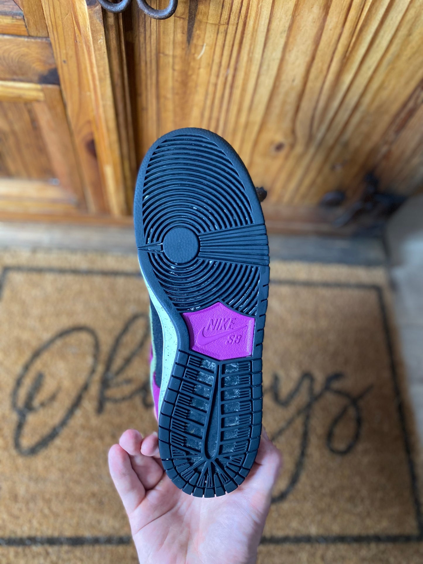 NIKE SB DUNK LOW ACG TERRA ‘RED PLUM’ - UK 8.5