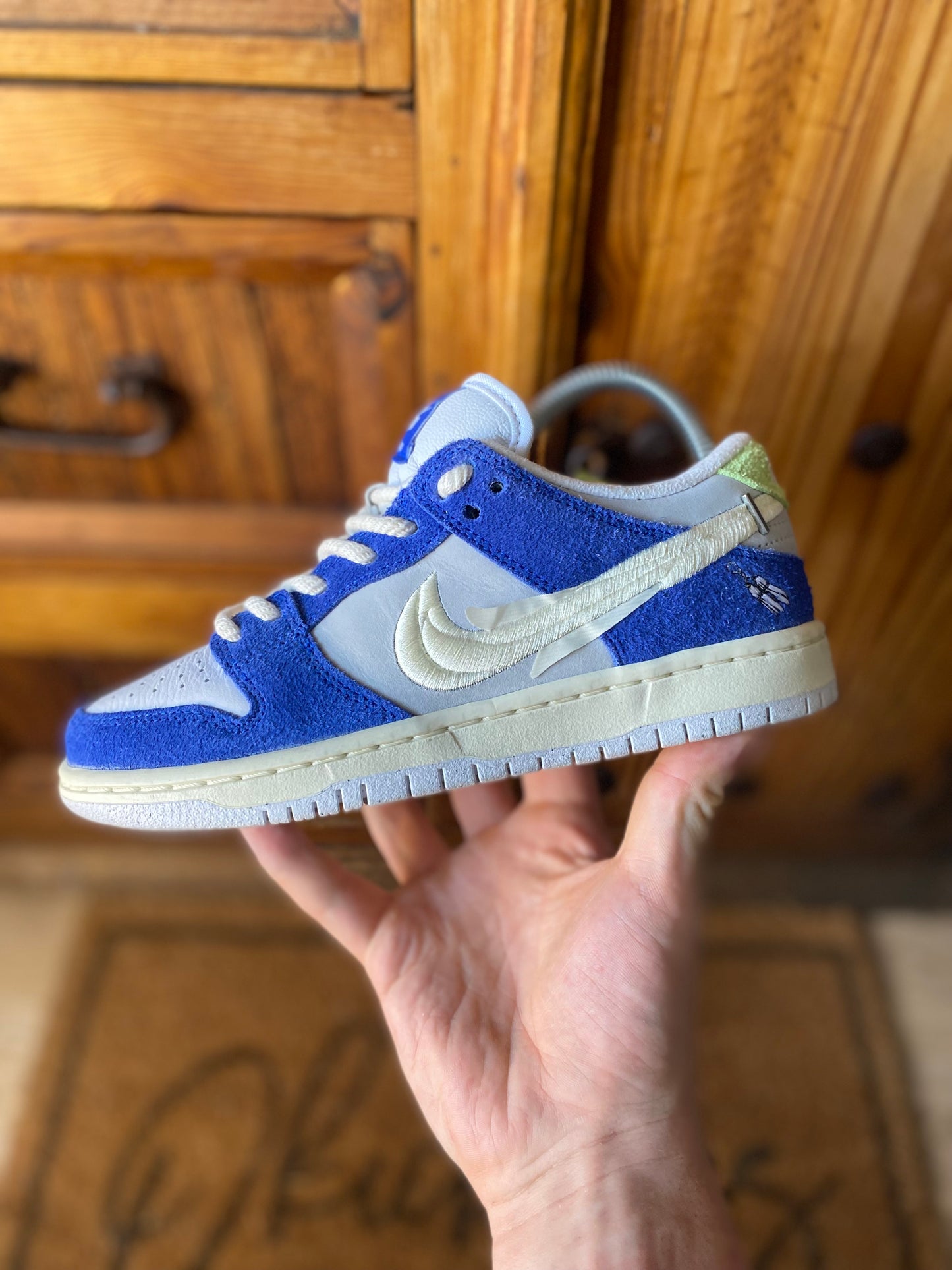 NIKE SB DUNK LOW ‘FLY STREETWEAR GARDENIA’ - UK 3.5