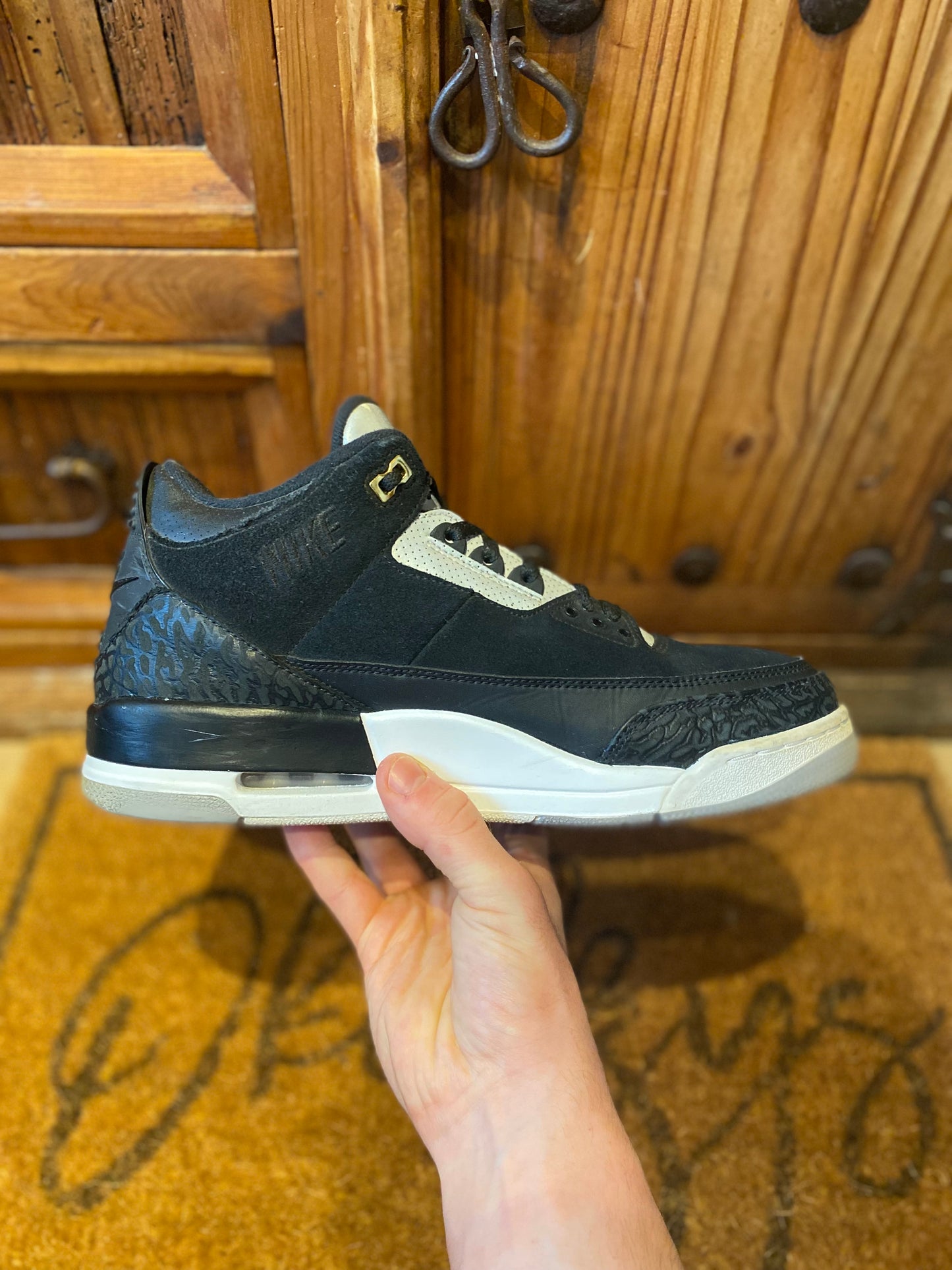 JORDAN 3 ‘TINKER HATFIELD BLACK CEMENT GOLD’ - UK 11