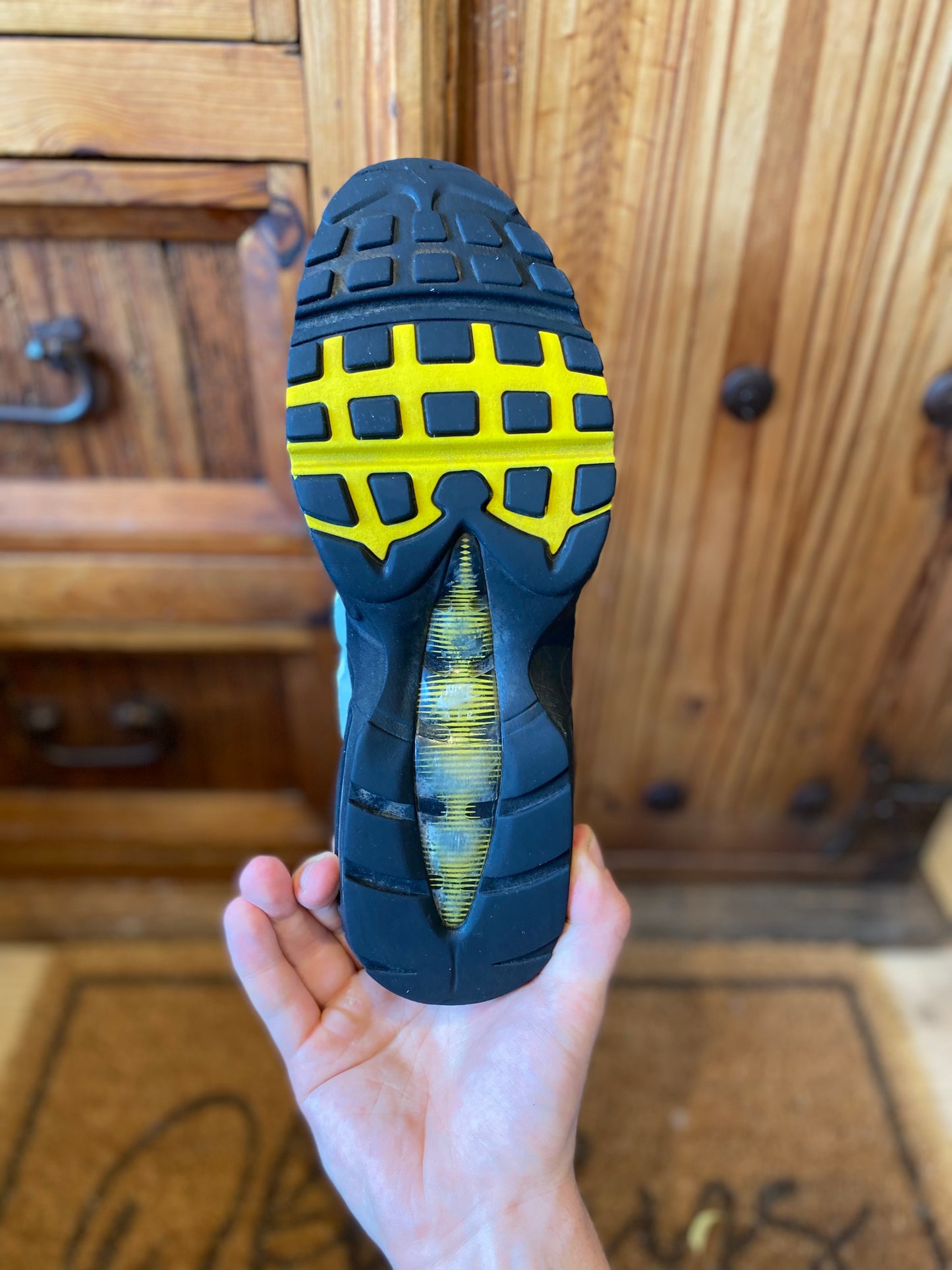 NIKE AIR MAX 95 ‘WOLF GREY TOUR YELLOW’ - UK 9