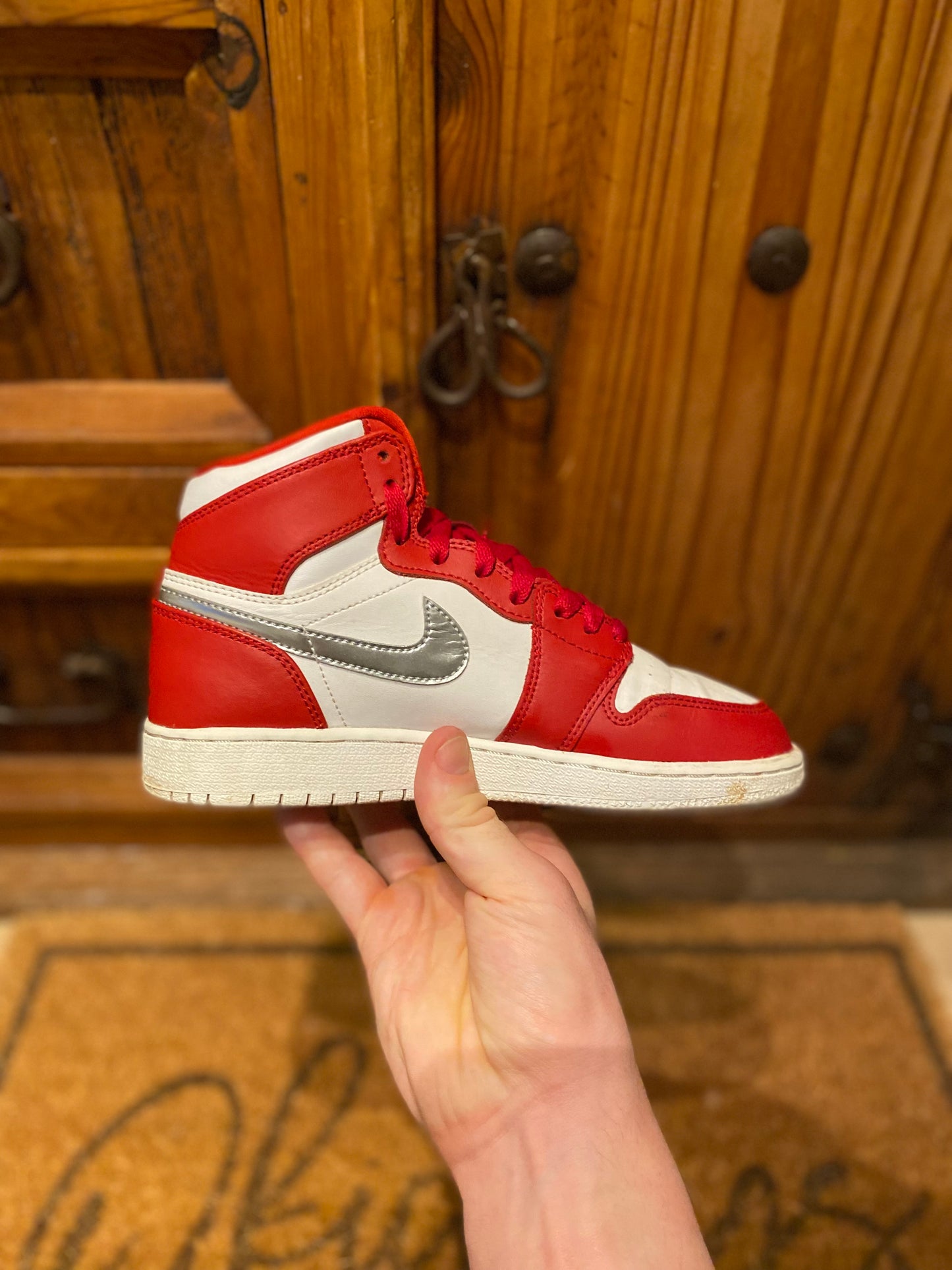 JORDAN 1 HIGH ‘SILVER MEDAL’ - UK 4