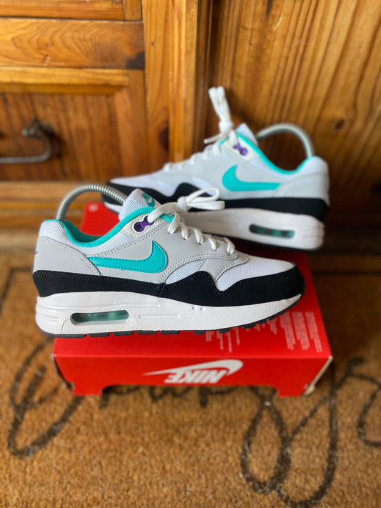 NIKE AIR MAX 1 ‘COURT PURPLE HYPER JADE’ - UK 4.5