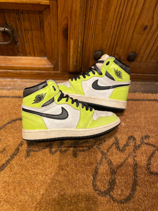 JORDAN 1 HIGH ‘VISIONAIRE’ - UK 3.5