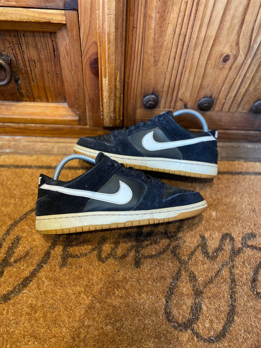 NIKE SB DUNK LOW ‘BLACK WHITE GUM’ 2016 *RARE* - UK 6