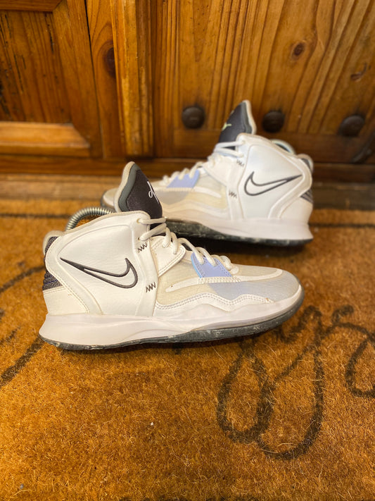 NIKE KYRIE INFINITY ‘SMOKE AND MIRRORS’ - UK 5.5