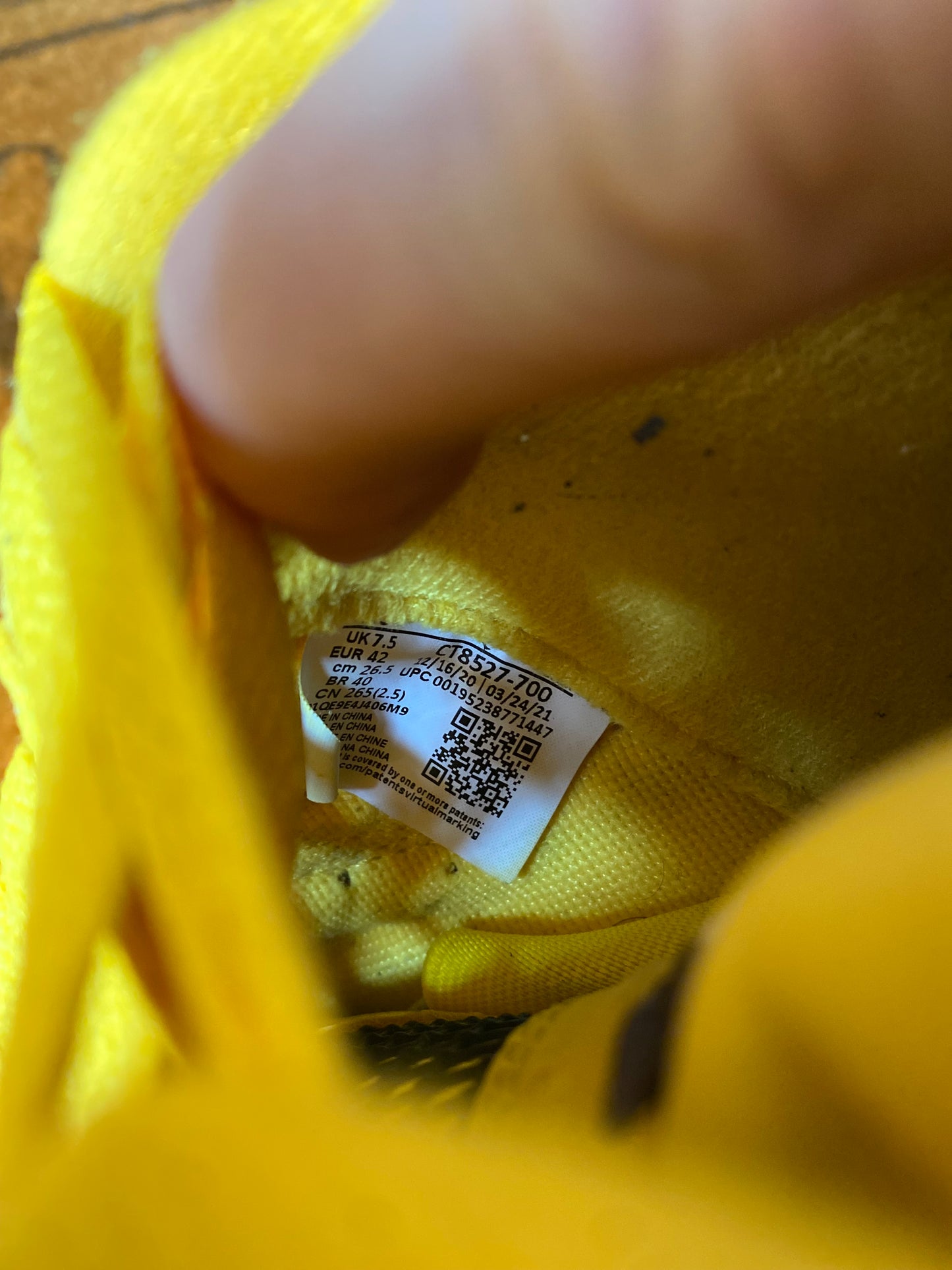 JORDAN 4 ‘LIGHTNING’ - UK 7.5