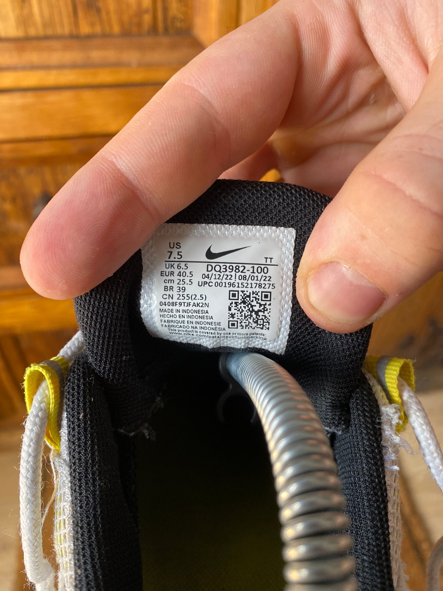 NIKE AIR MAX 95 ‘WOLF GREY TOUR YELLOW’ - UK 6.5