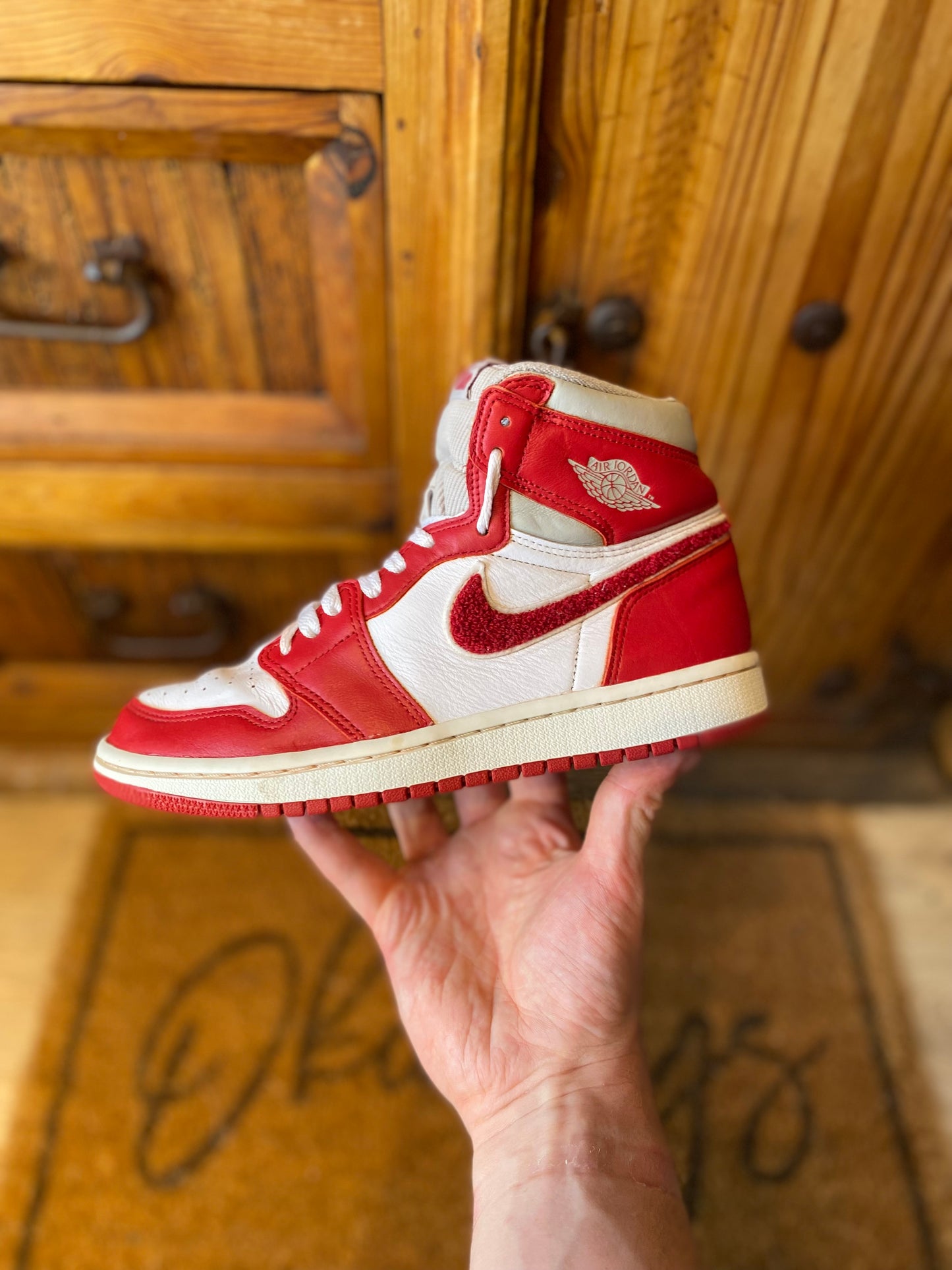 JORDAN 1 HIGH ‘VARSITY RED’ - UK 4.5