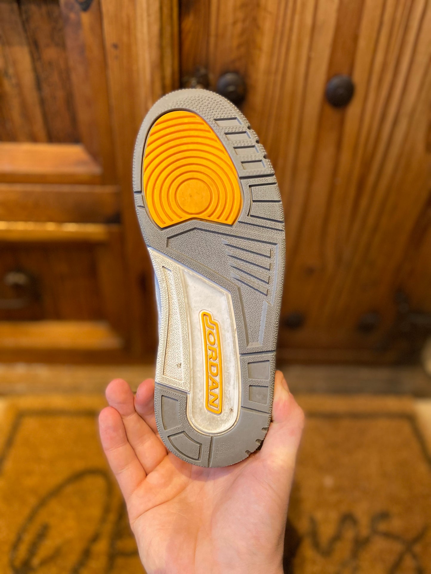 JORDAN 3 ‘LASER ORANGE’ - UK 4.5