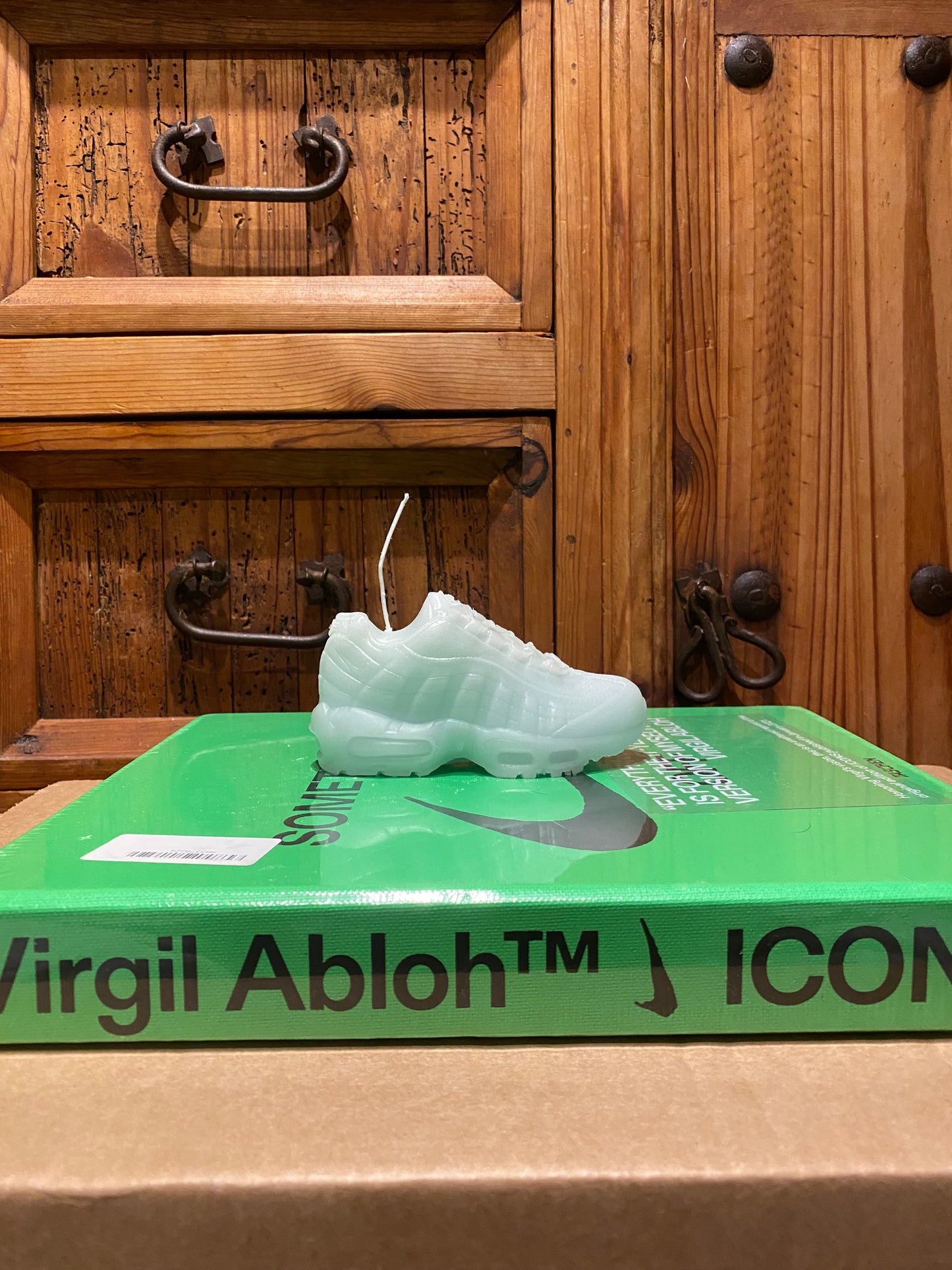 NIKE AIR MAX 95 SNEAKER CANDLE