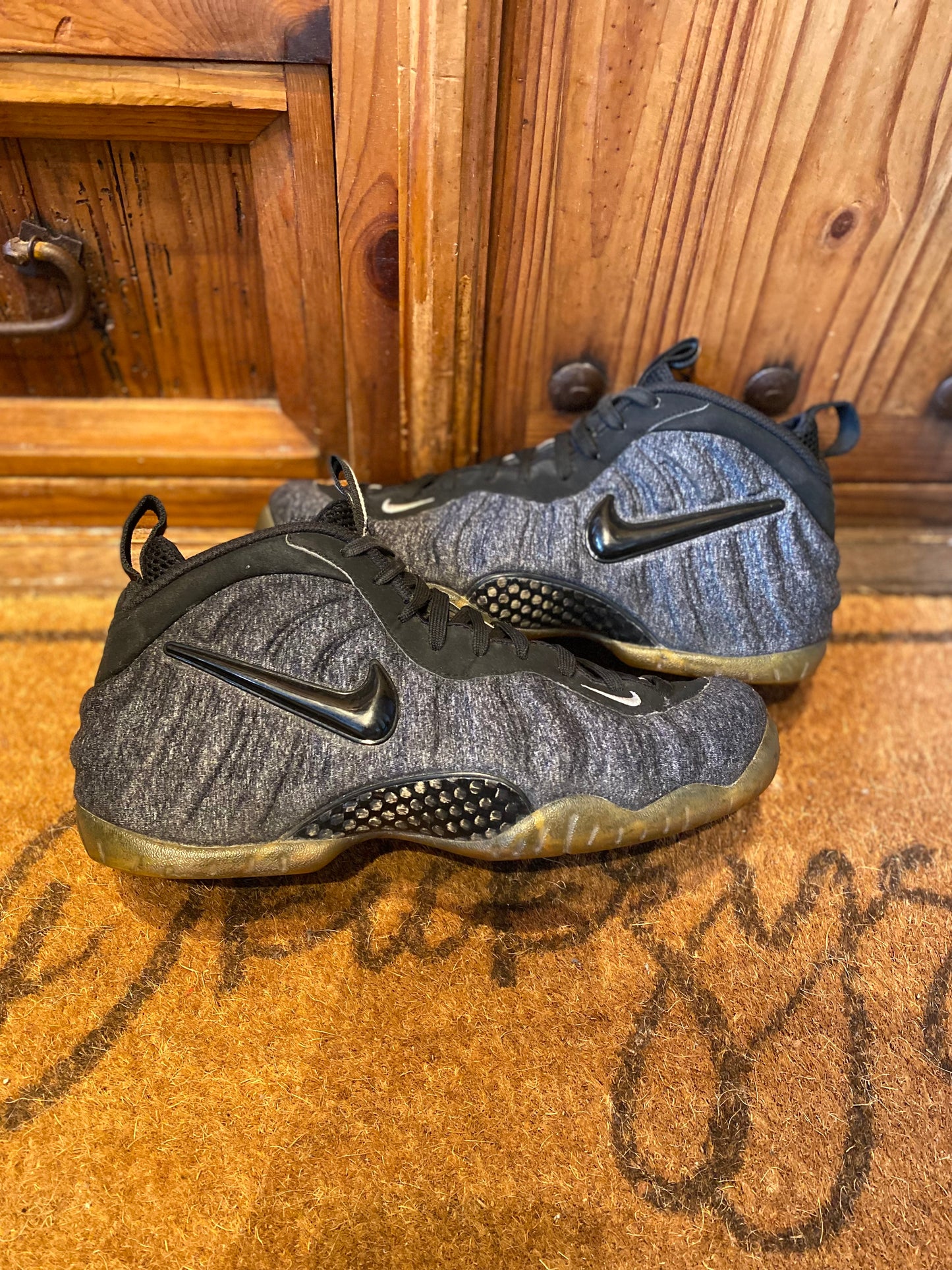 NIKE AIR FOAMPOSITE PRO ‘WOOL FLEECE’ - UK 8