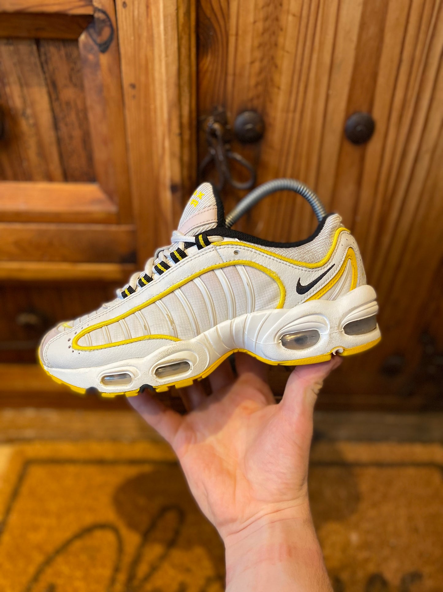 NIKE AIR MAX TAILWIND 4 ‘PLATINUM TINT YELLOW’ - UK 4.5