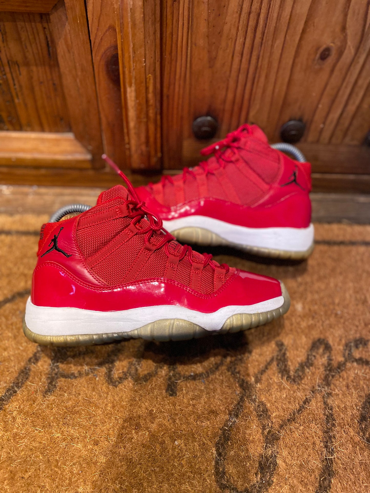 JORDAN 11 ‘WIN LIKE 96’ - UK 4