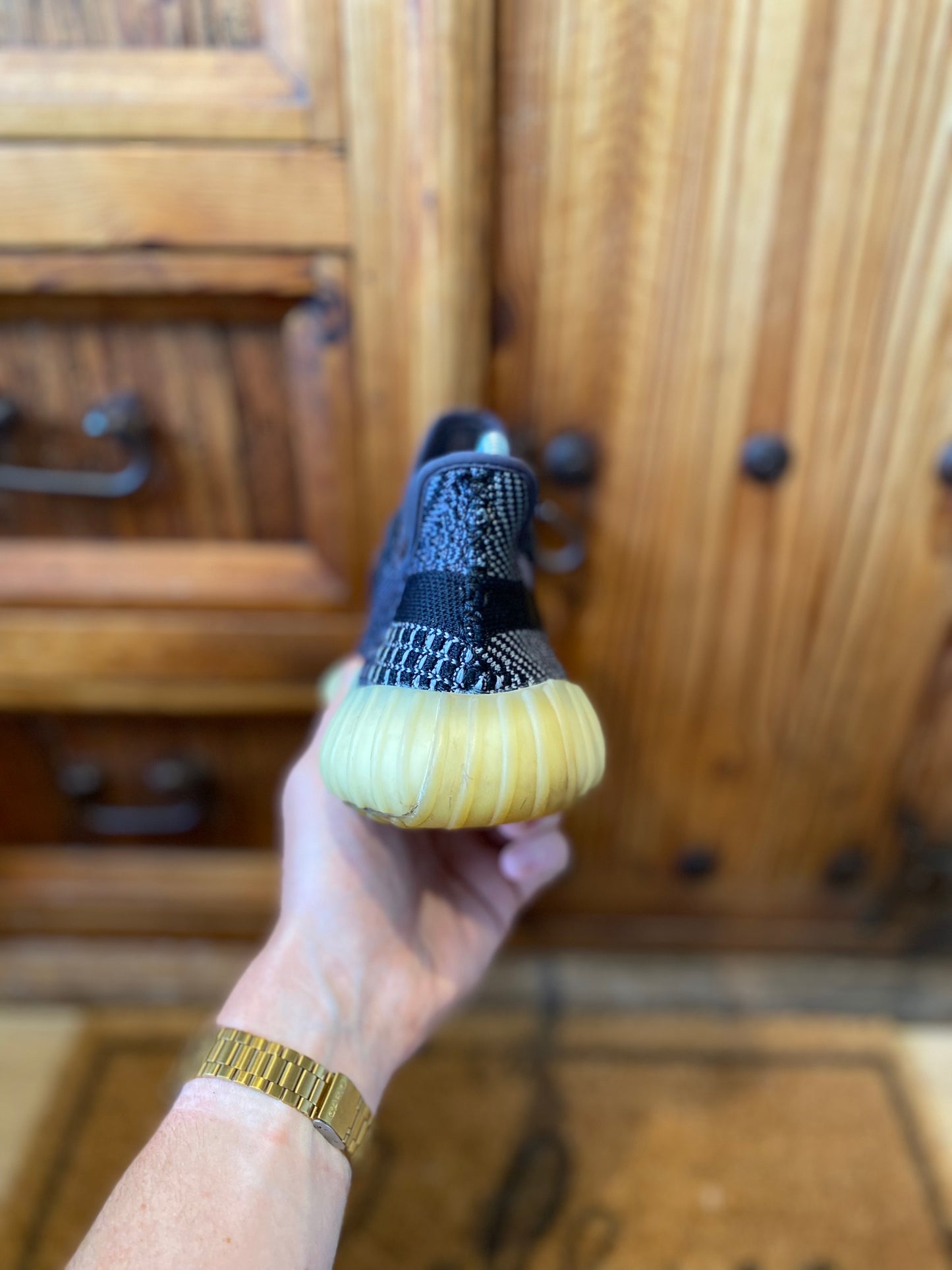 YEEZY BOOST 350 V2 ‘CARBON’ - UK 5.5