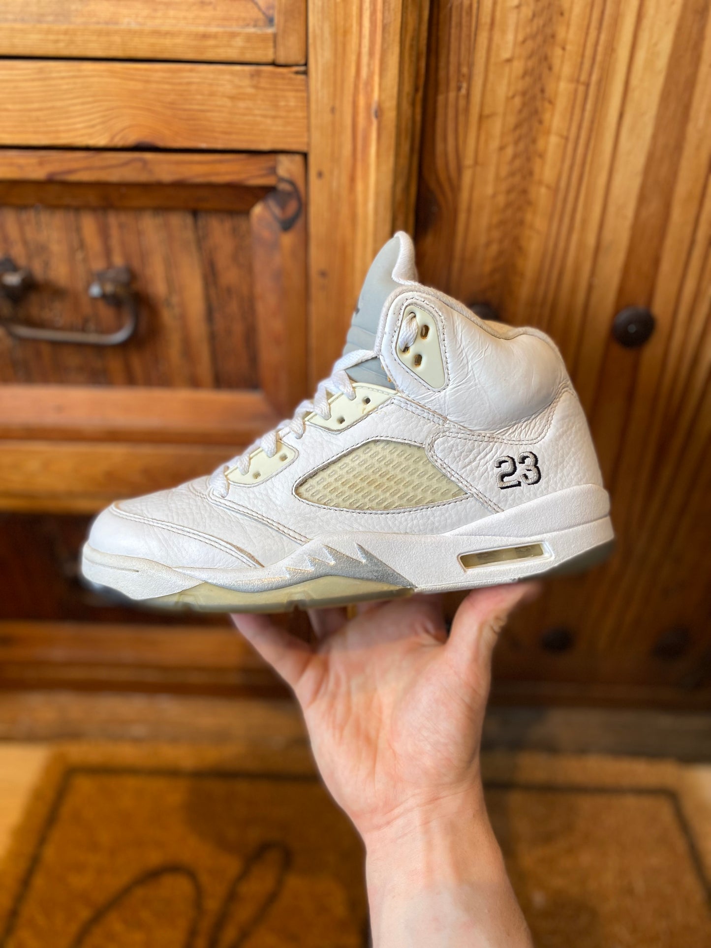 JORDAN 5 ‘WHITE METALLIC’ - UK 7.5