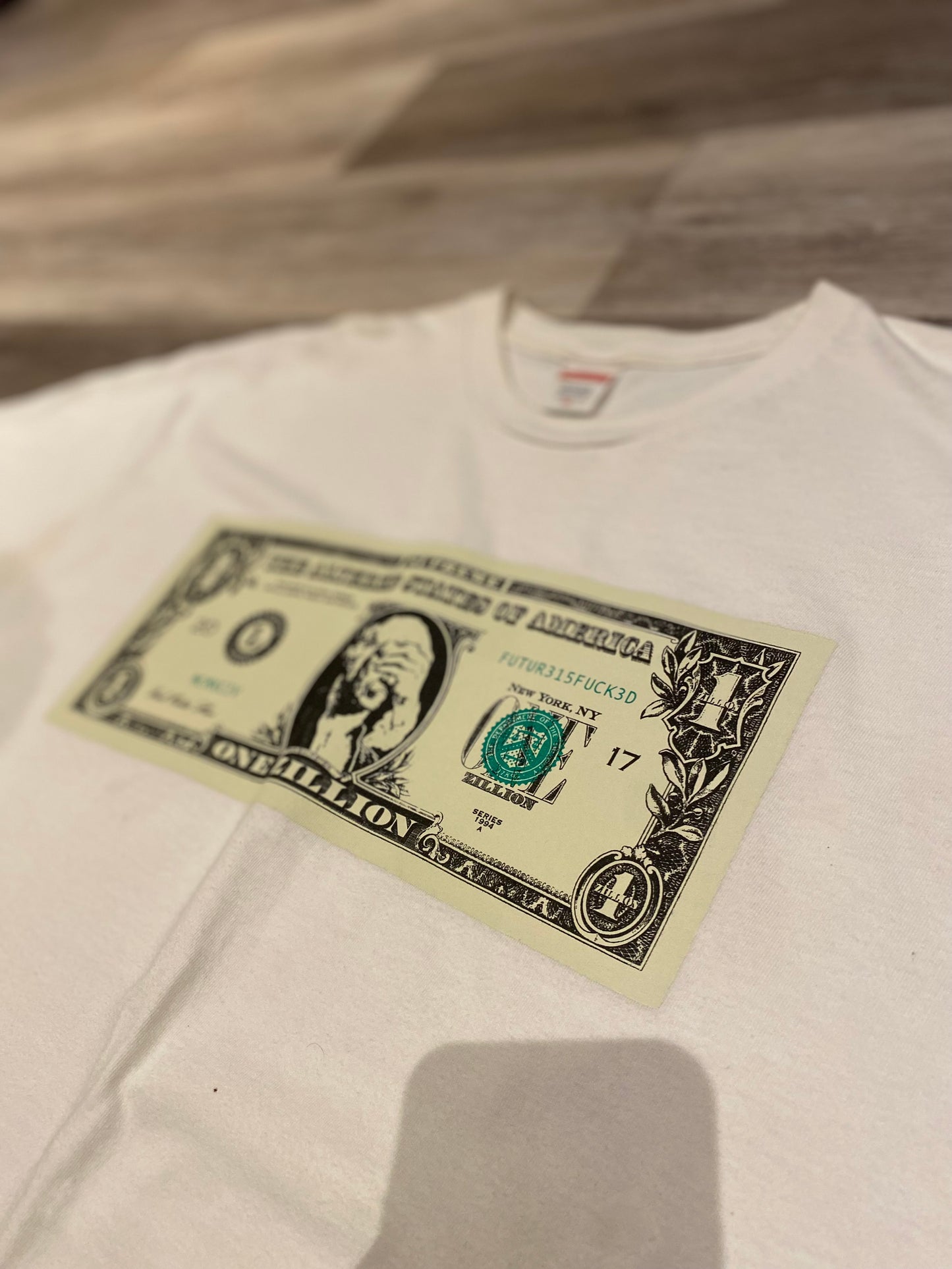 SUPREME DOLLAR TEE - XL