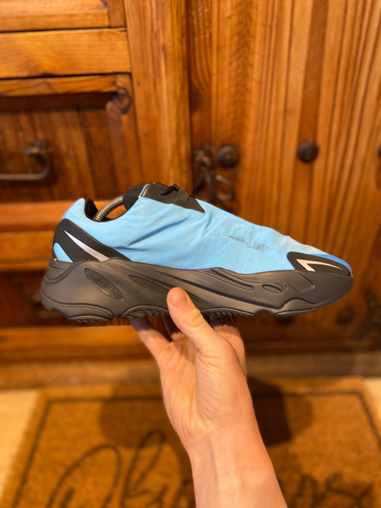YEEZY BOOST 700 MNVN ‘BRIGHT CYAN’ - UK 9.5