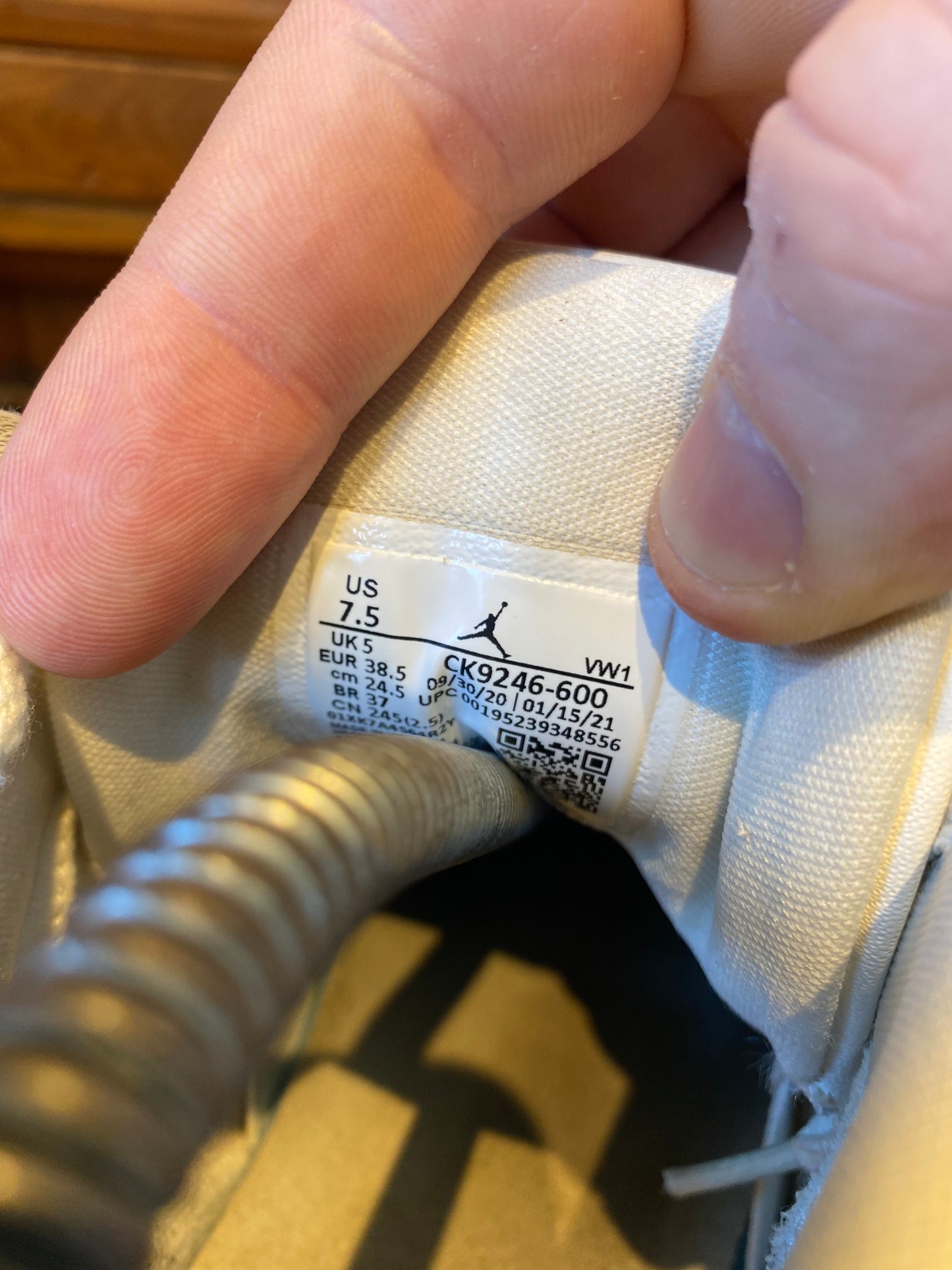 JORDAN 3 ‘RUST PINK’ - UK 5