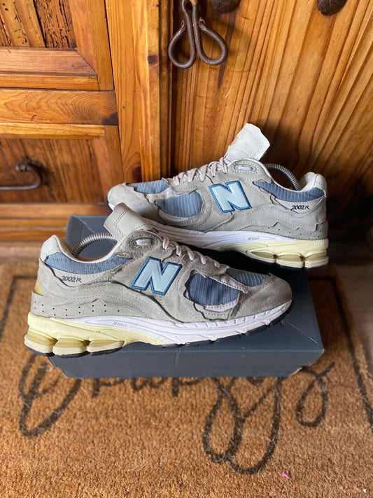 NEW BALANCE 2002R PROTECTION PACK ‘MIRAGE GREY’ - UK 9