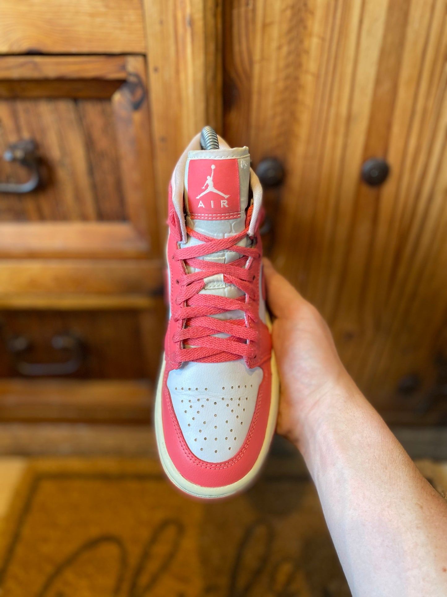 JORDAN 1 MID ‘STRAWBERRIES AND CREAM’ - UK 3