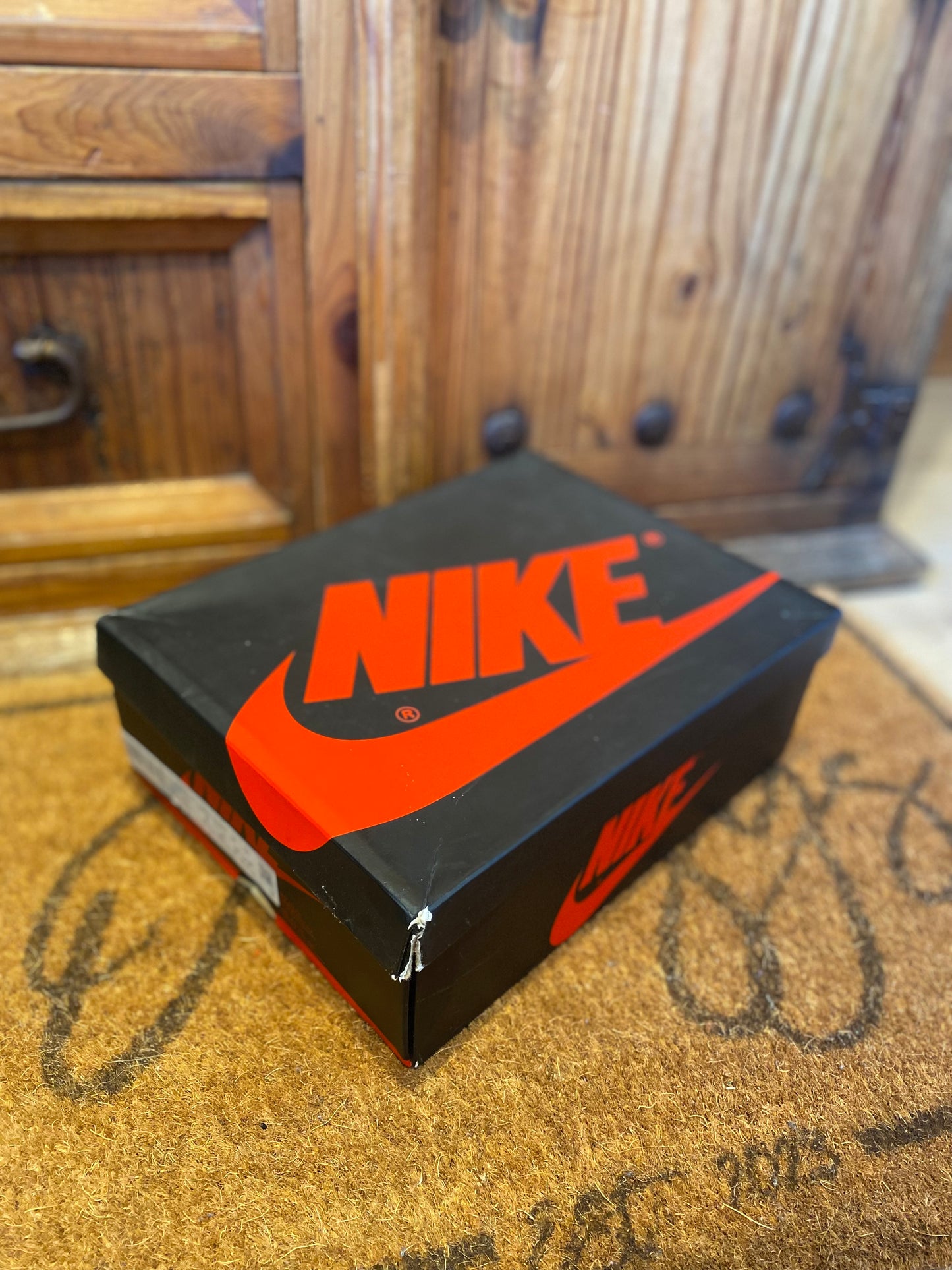 JORDAN 1 HIGH ‘BLOODLINE’ - UK 3.5