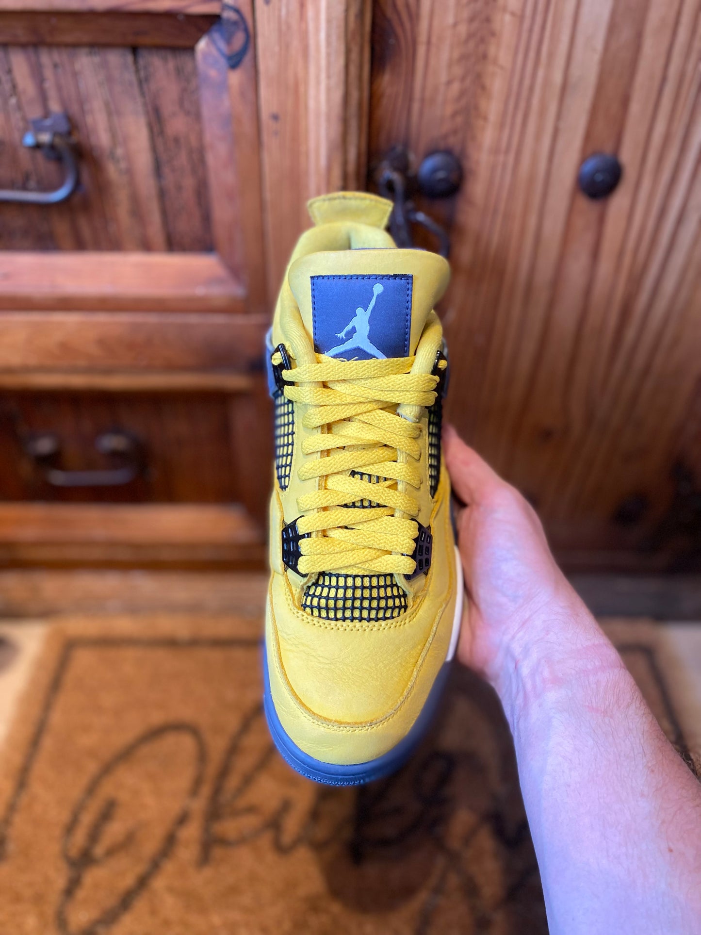 JORDAN 4 ‘LIGHTNING’ - UK 7.5