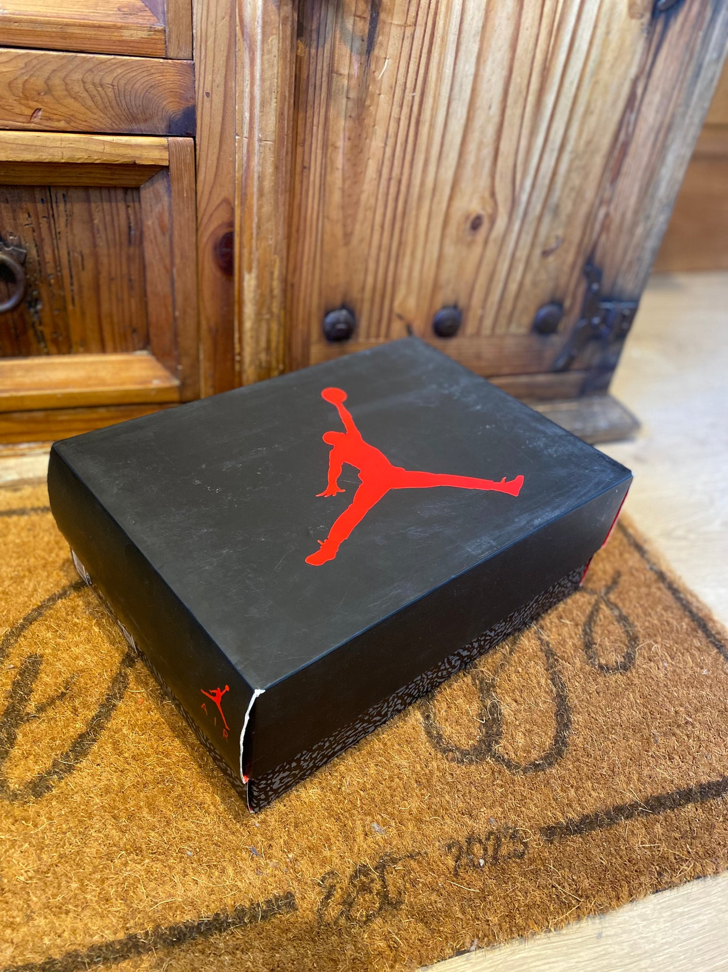 JORDAN 3 ‘DUNK ON MARS’ - UK 5.5