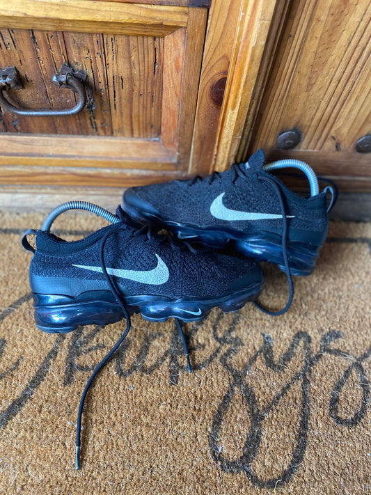 NIKE VAPORMAX FLYKNIT ‘BLACK SAIL ANTHRACITE’ - UK 5