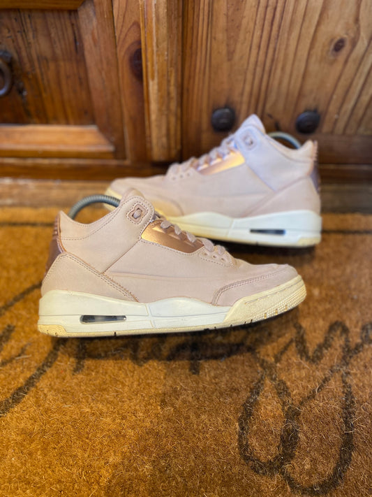 JORDAN 3 ‘PARTICLE BEIGE’ - UK 5