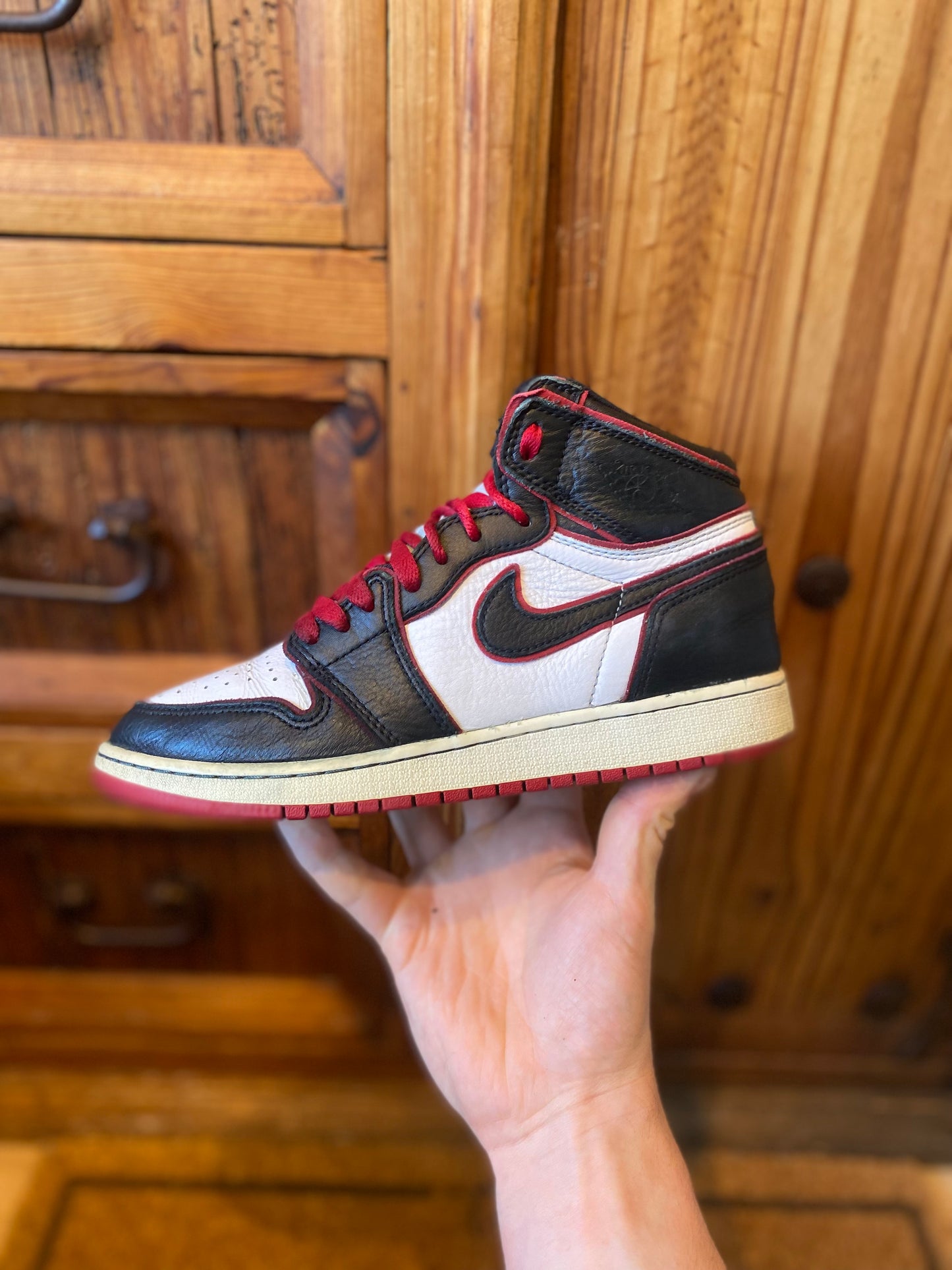 JORDAN 1 HIGH ‘BLOODLINE’ - UK 5.5