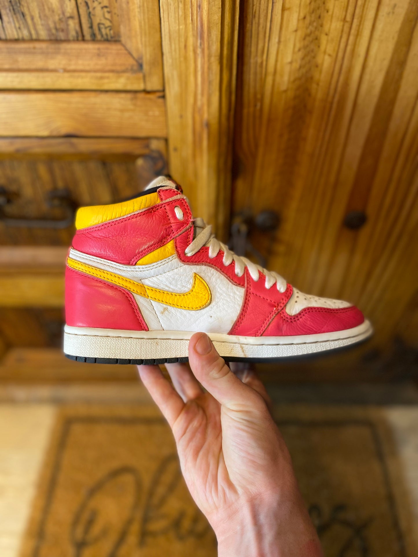 JORDAN 1 HIGH ‘LIGHT FUSION RED’ - UK 4.5