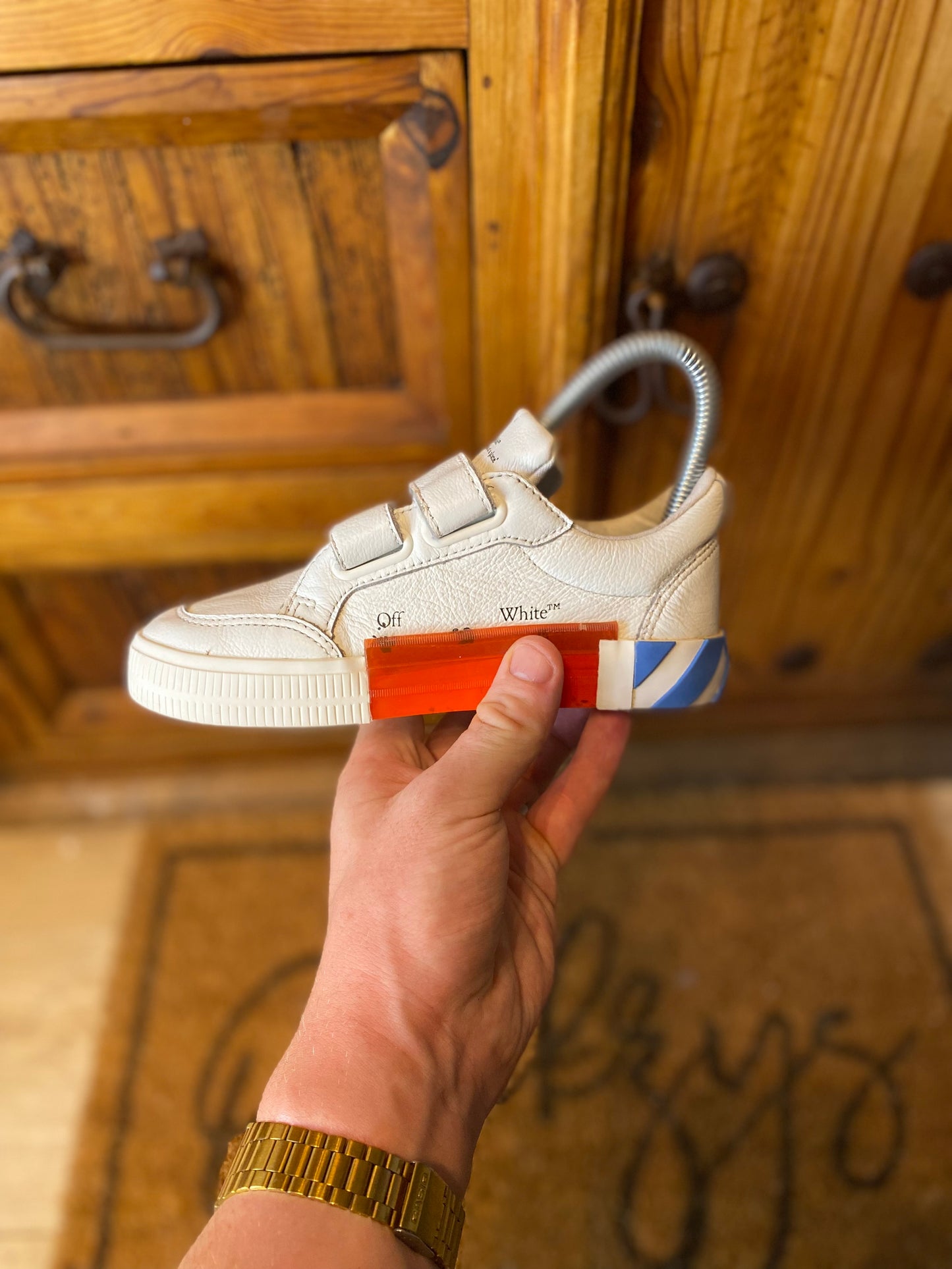 OFF WHITE VULCANISED LOW CANVAS - UK 13C