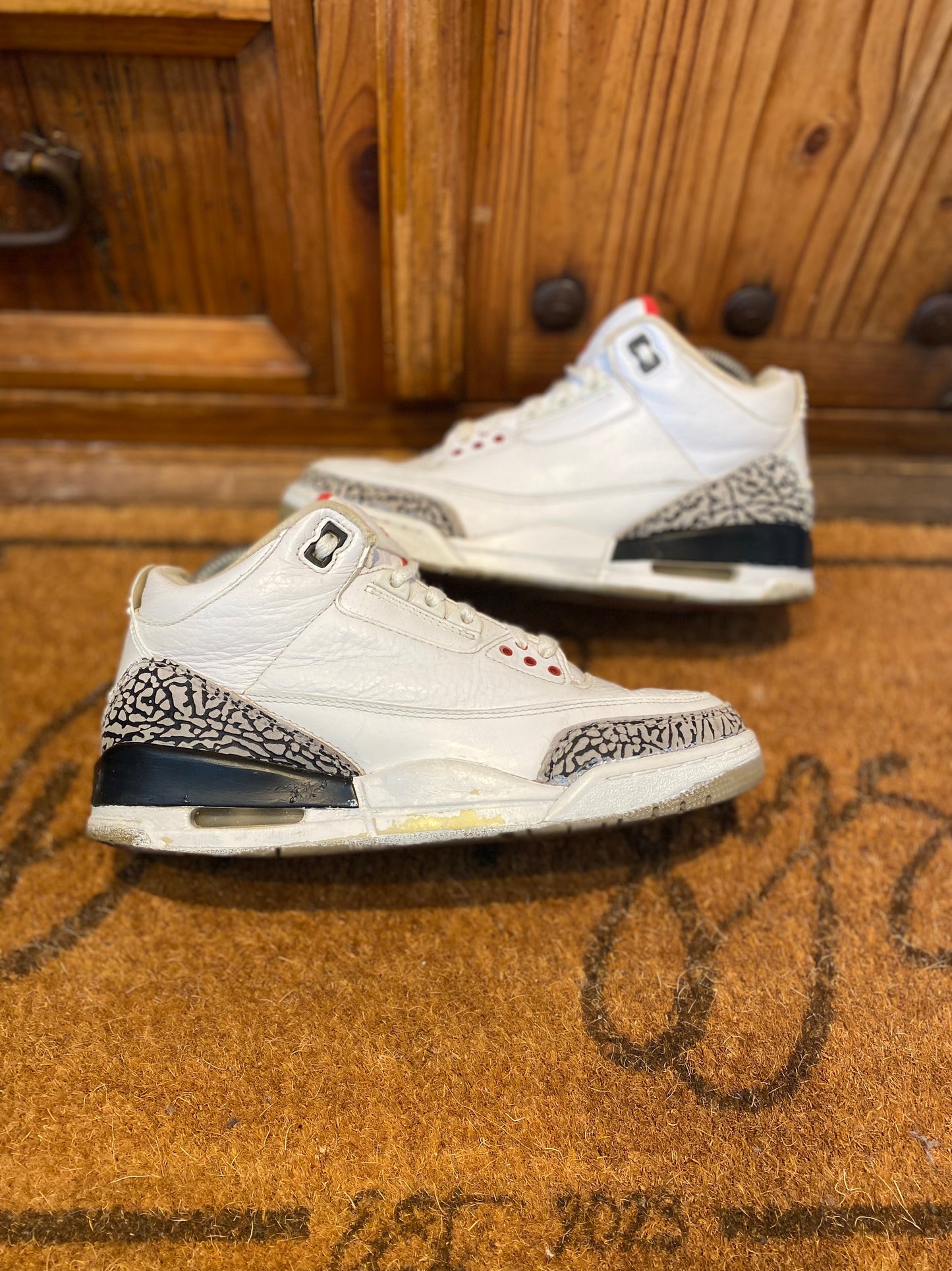 JORDAN 3 ‘WHITE CEMENT’ 2011 - UK 6