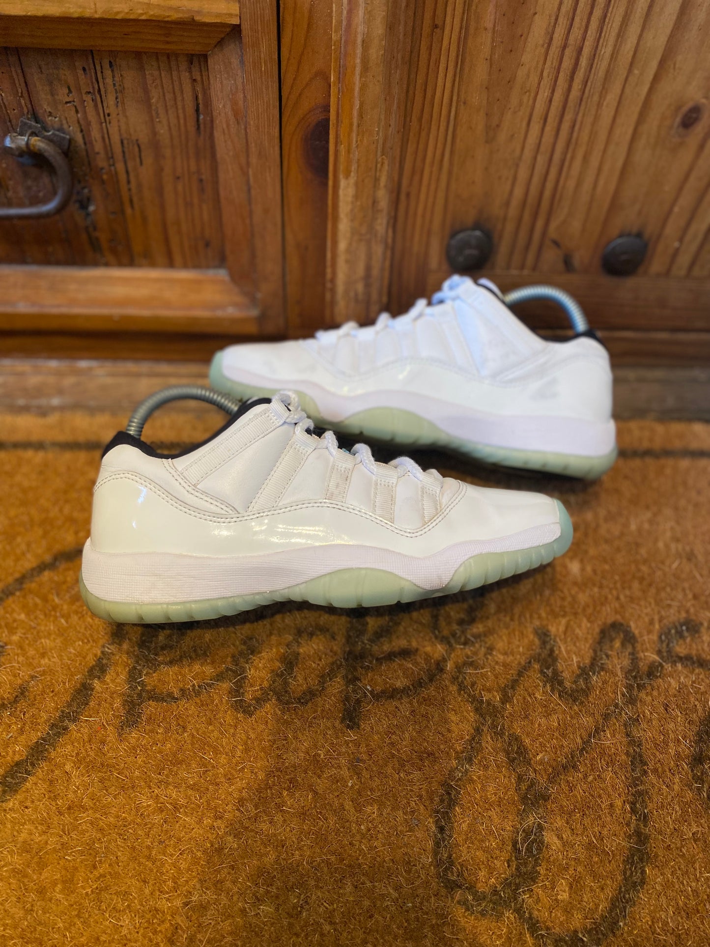 JORDAN 11 LOW ‘LEGEND BLUE’ - UK 5