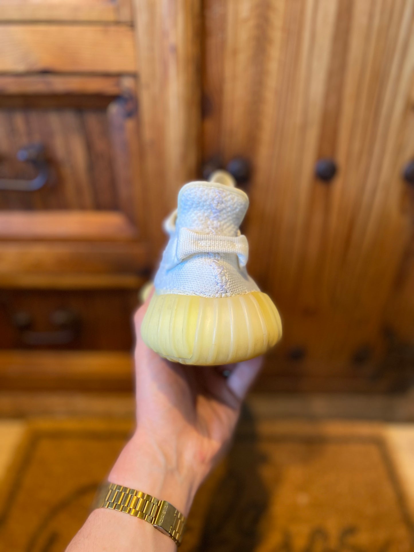YEEZY BOOST 350 V2 ‘CREAM’ - UK 9.5