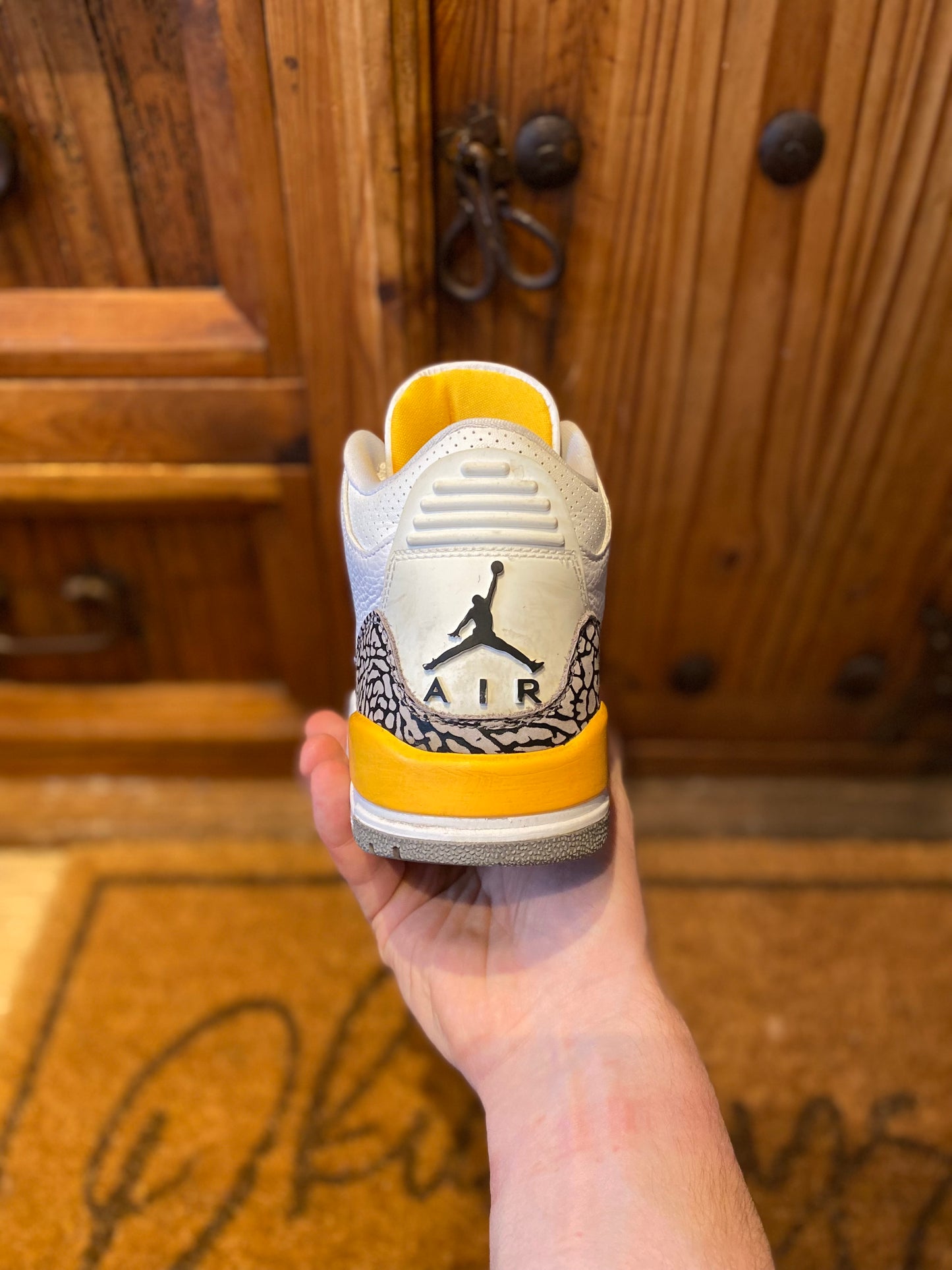 JORDAN 3 ‘LASER ORANGE’ - UK 4.5
