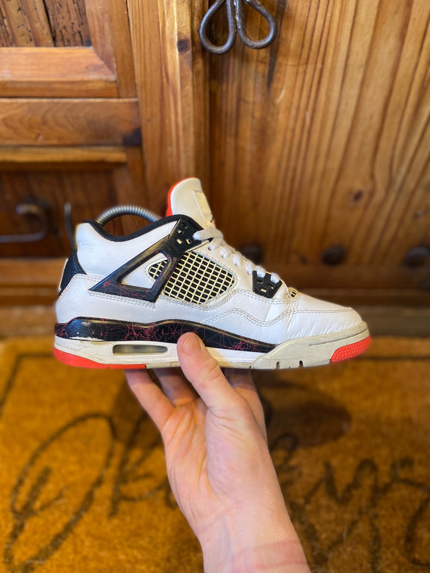 JORDAN 4 ‘FLIGHT NOSTALGIA’ - UK 4.5