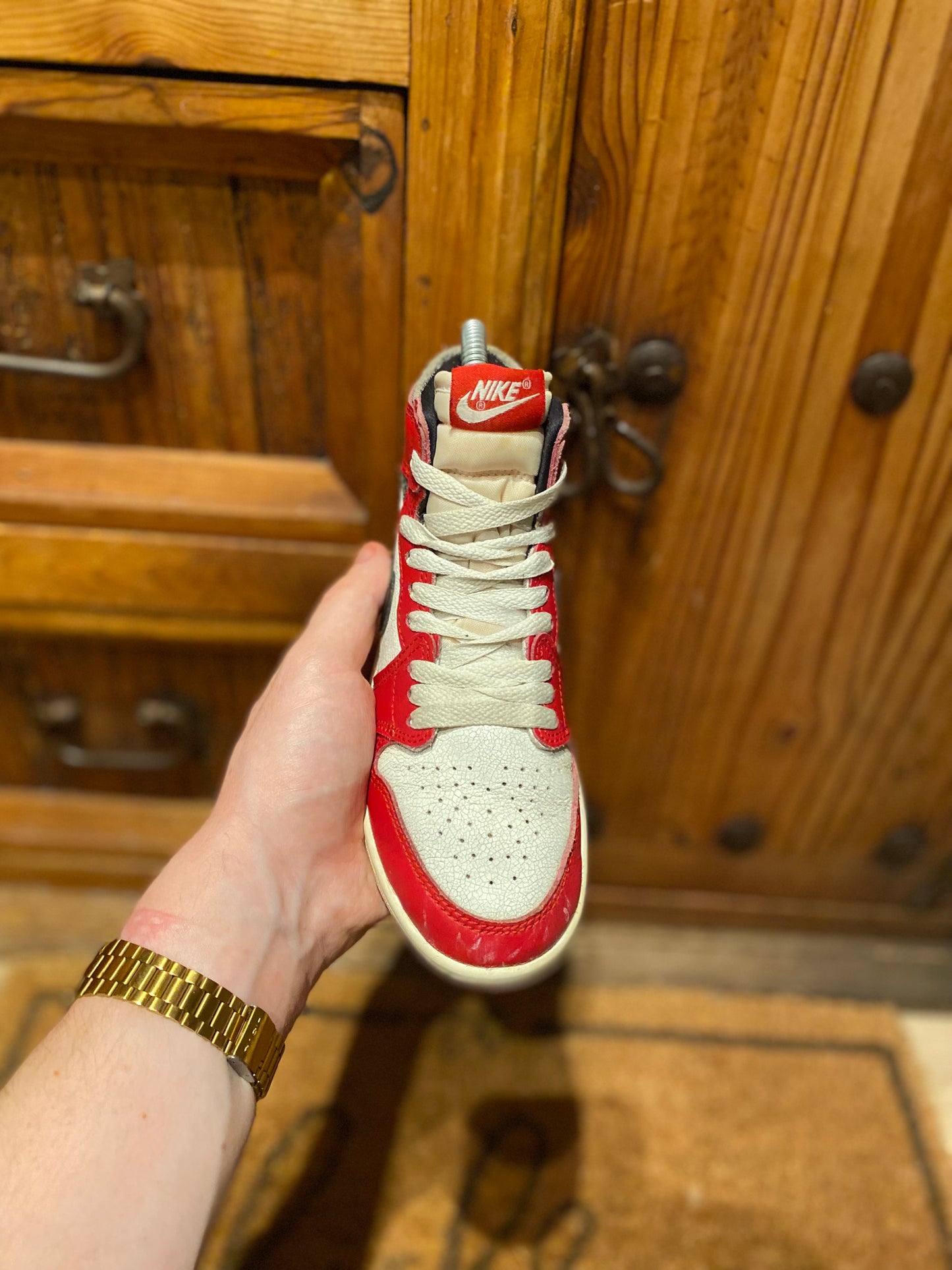 JORDAN 1 HIGH ‘CHICAGO LOST & FOUND’ - UK 13.5 PS
