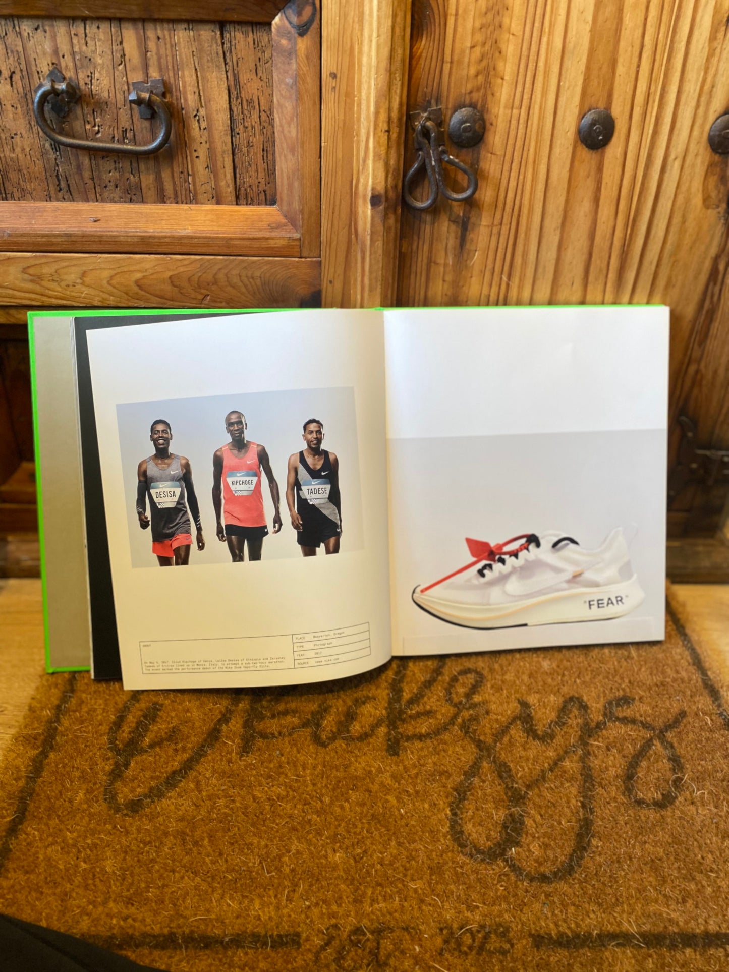 VIRGIL ABHLOH X NIKE ICONS ‘THE TEN’ SOMETHING’S OFF BOOK