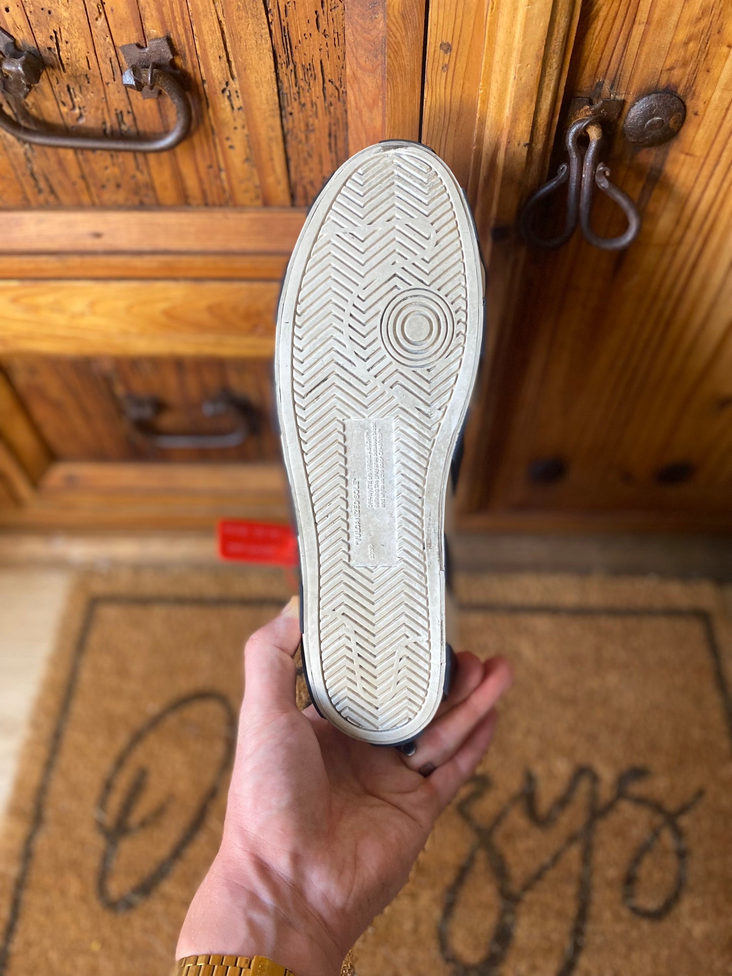 OFF WHITE VULCANISED ‘ARROWS PATCH WHITE’ - UK 7