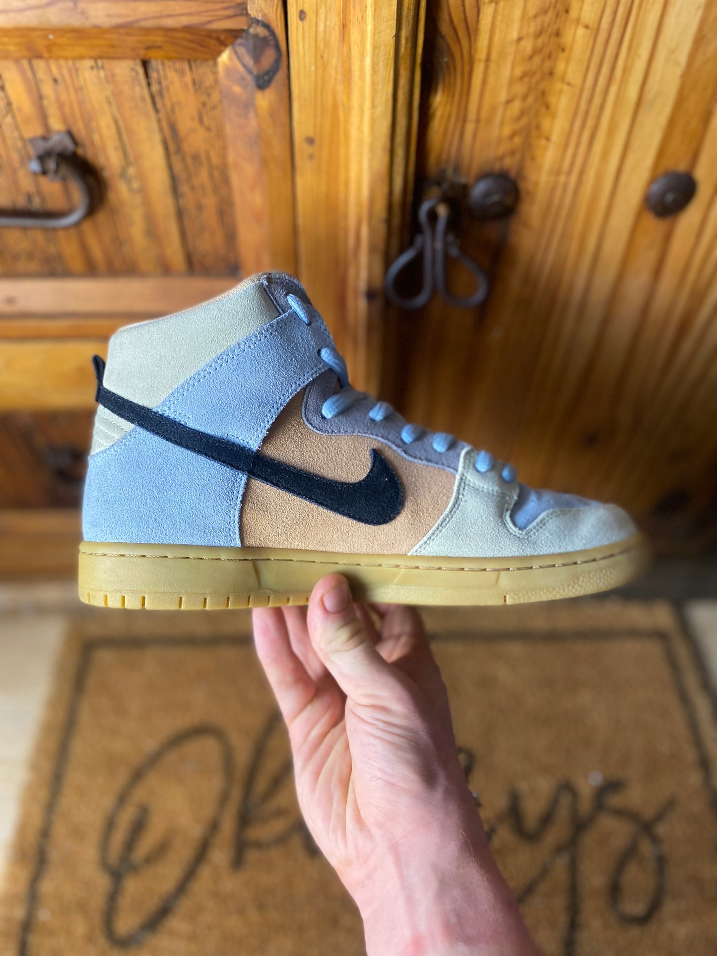 NIKE SB DUNK HIGH ‘SPECTRUM’ - UK 8