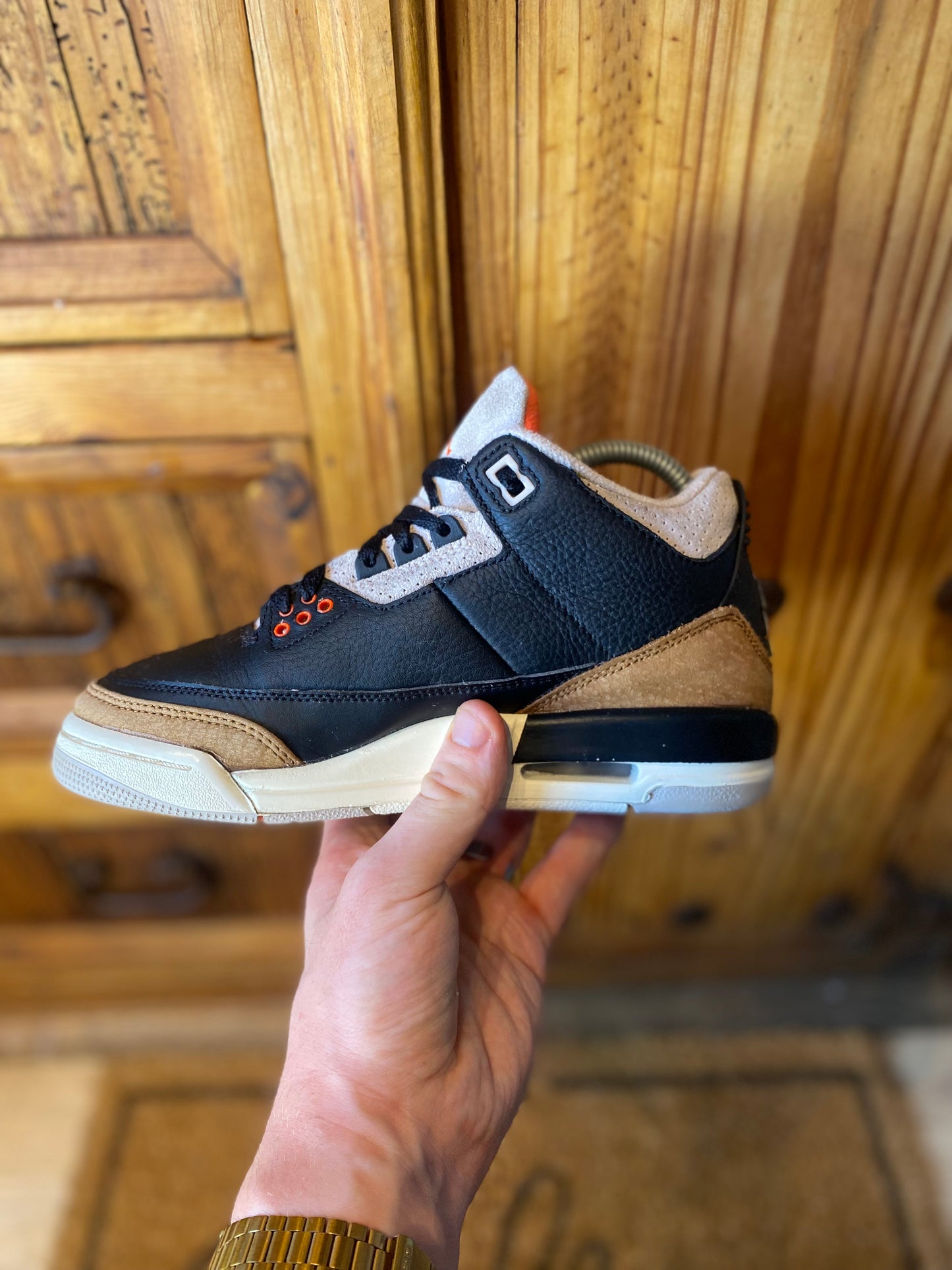 JORDAN 3 ‘DESERT ELEPHANT’ - UK 4.5